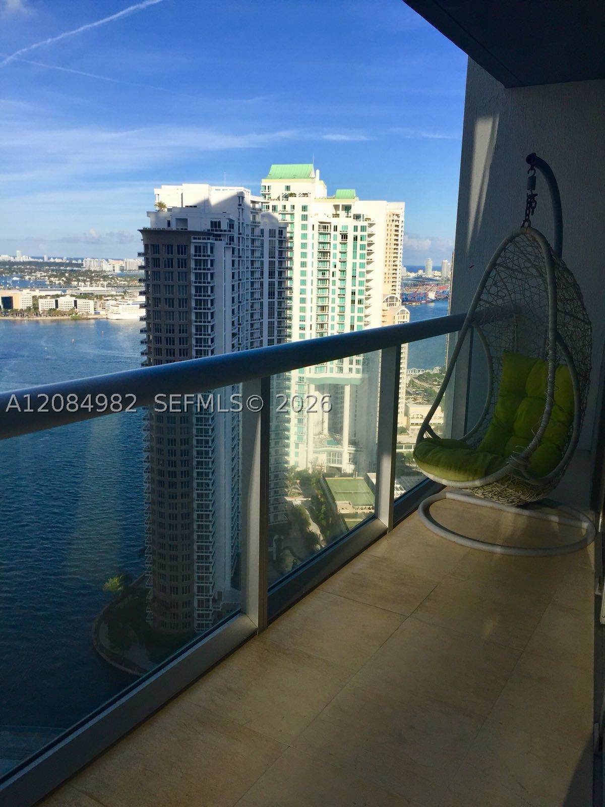 image Icon Brickell II27