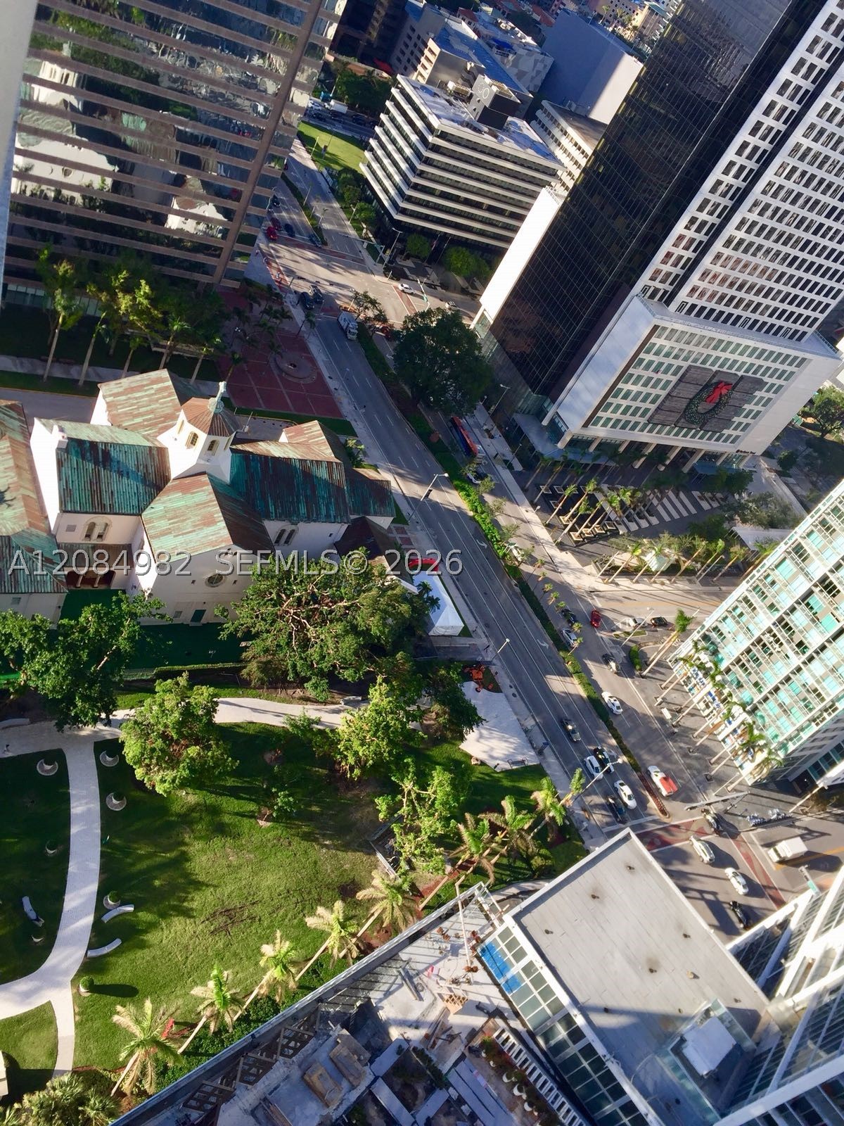 image Icon Brickell II28