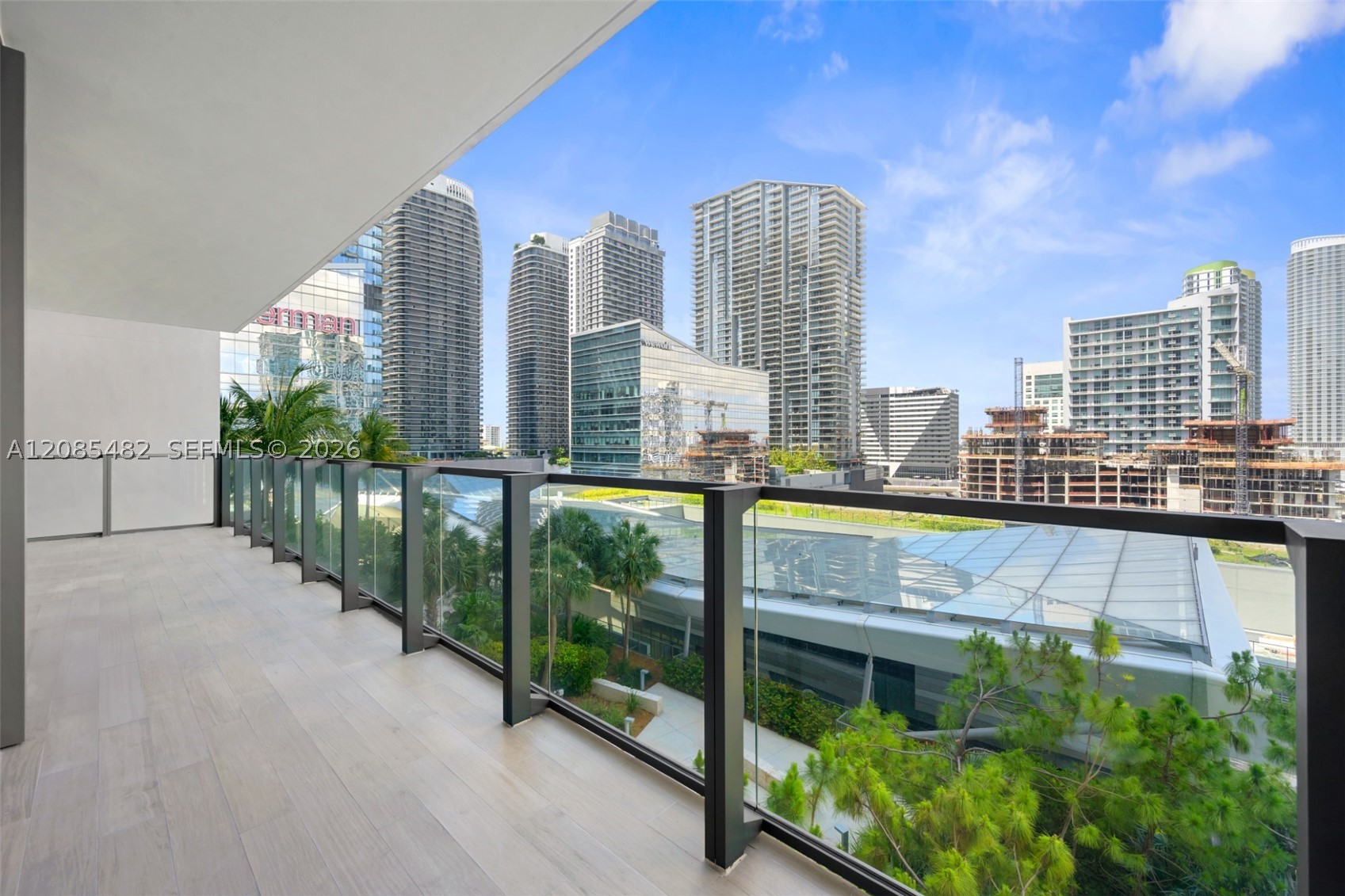 image Reach Brickell City Centre11