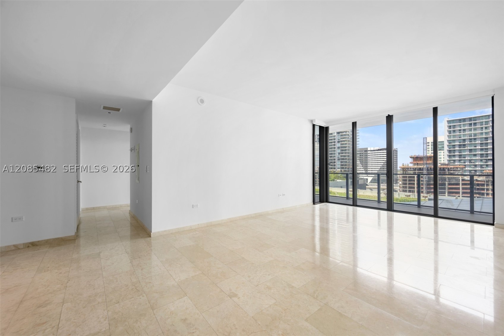 image Reach Brickell City Centre2