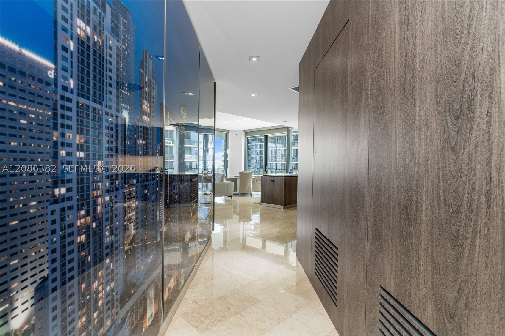 image Rise Brickell City Centre30