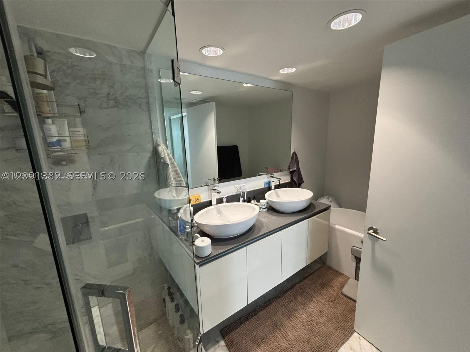 image O Residences8