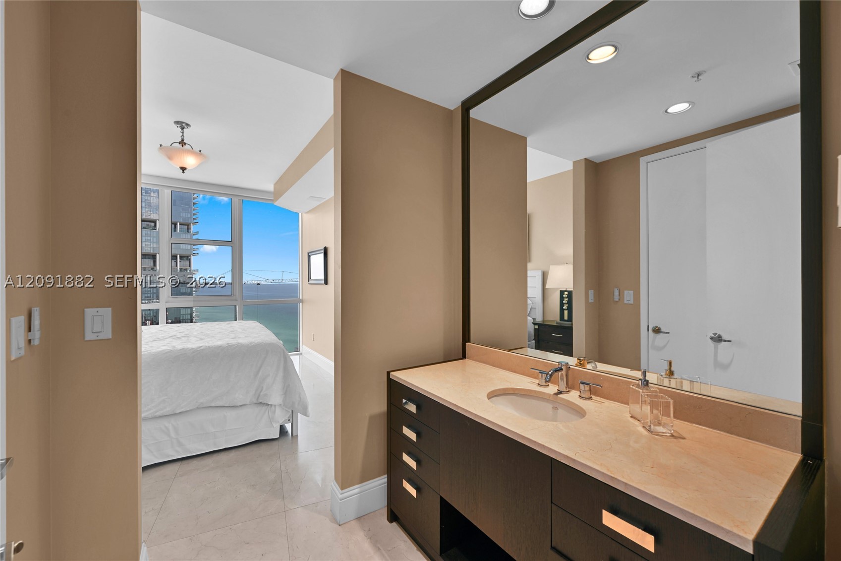 image Trump Royale12