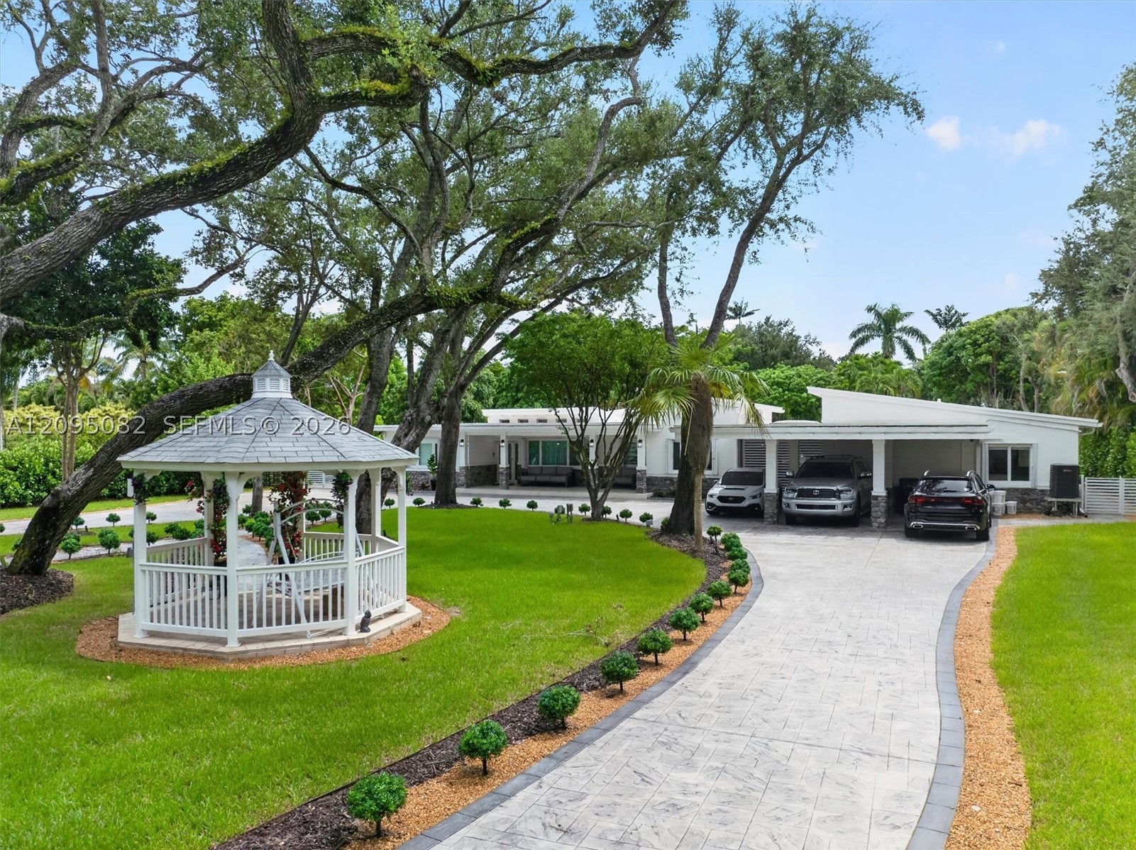6750 SW 74th St South Miami, FL 33143