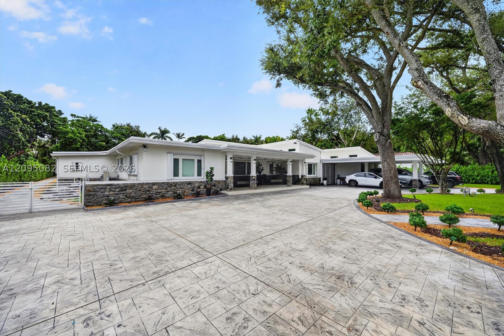 6750 SW 74th St South Miami, FL 33143