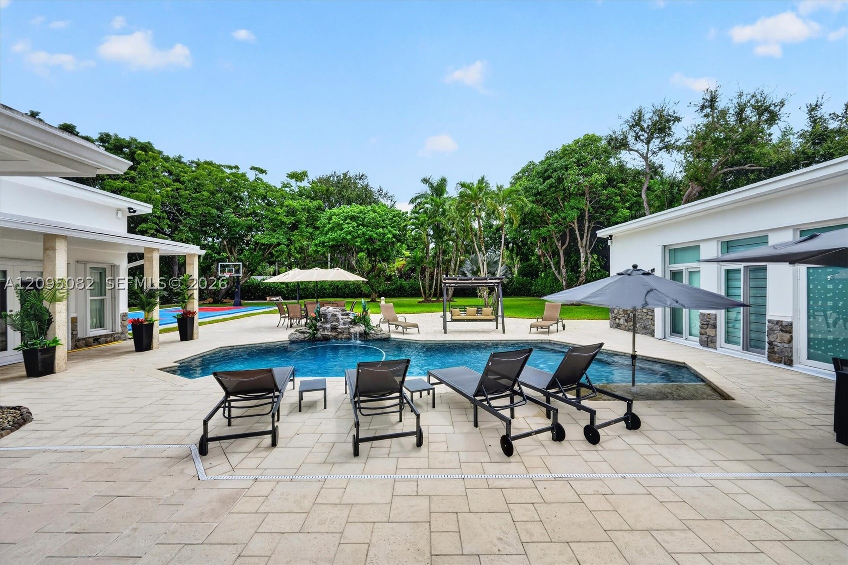 6750 SW 74th St South Miami, FL 33143