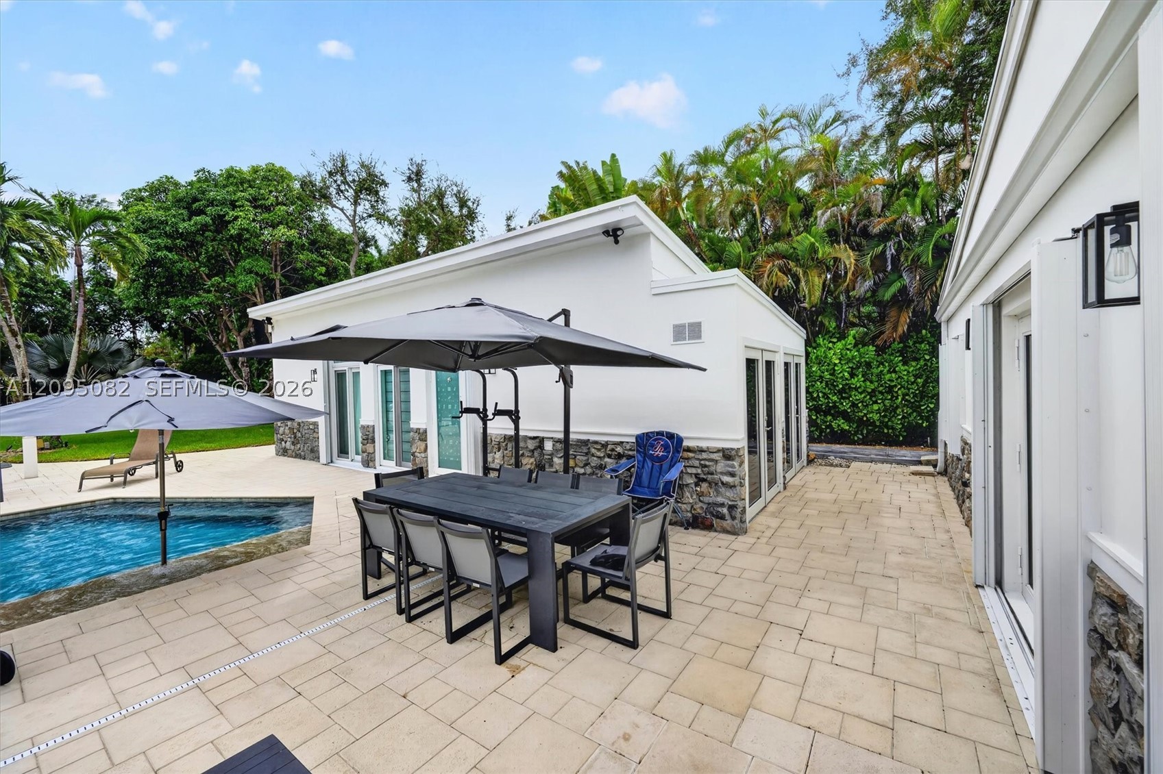 6750 SW 74th St South Miami, FL 33143