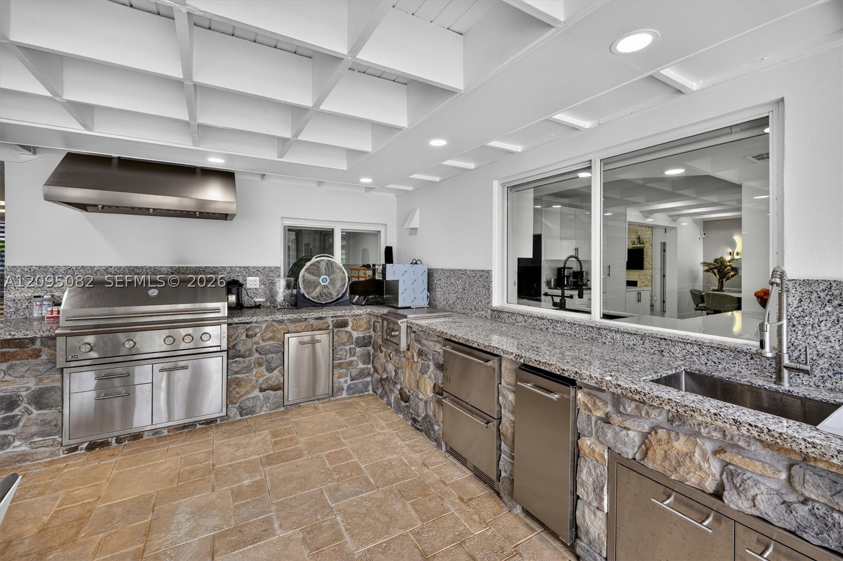 6750 SW 74th St South Miami, FL 33143