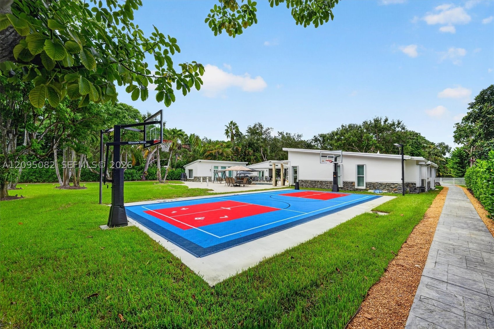 6750 SW 74th St South Miami, FL 33143