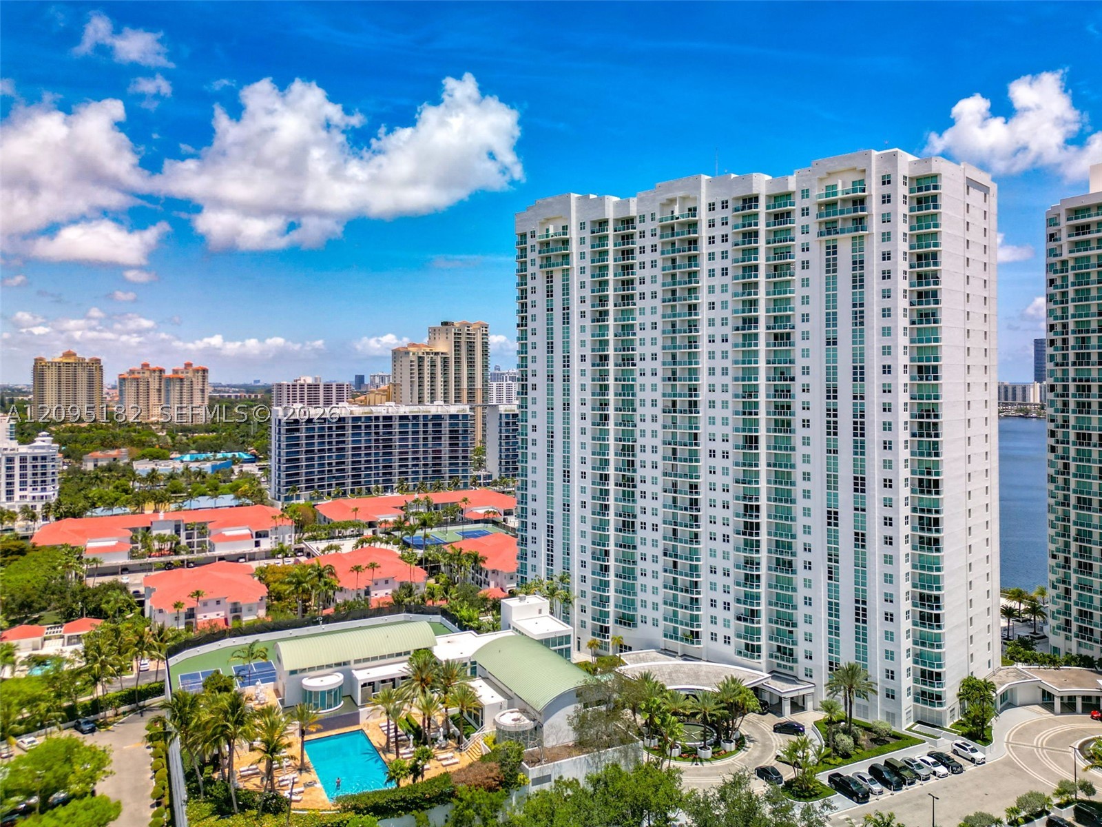 3301 NE 183rd St #2001 Aventura, FL 33160