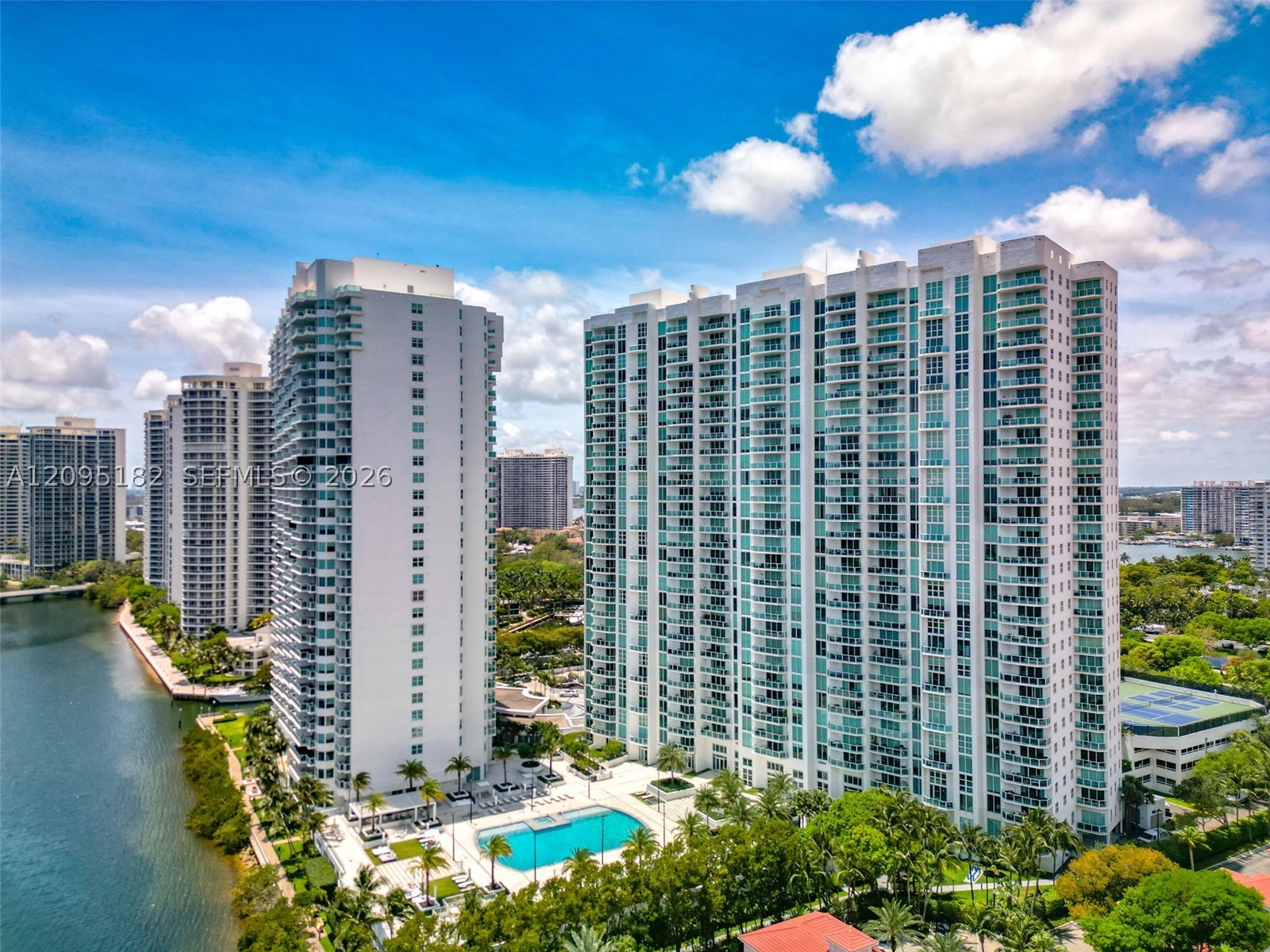 3301 NE 183rd St #2001 Aventura, FL 33160