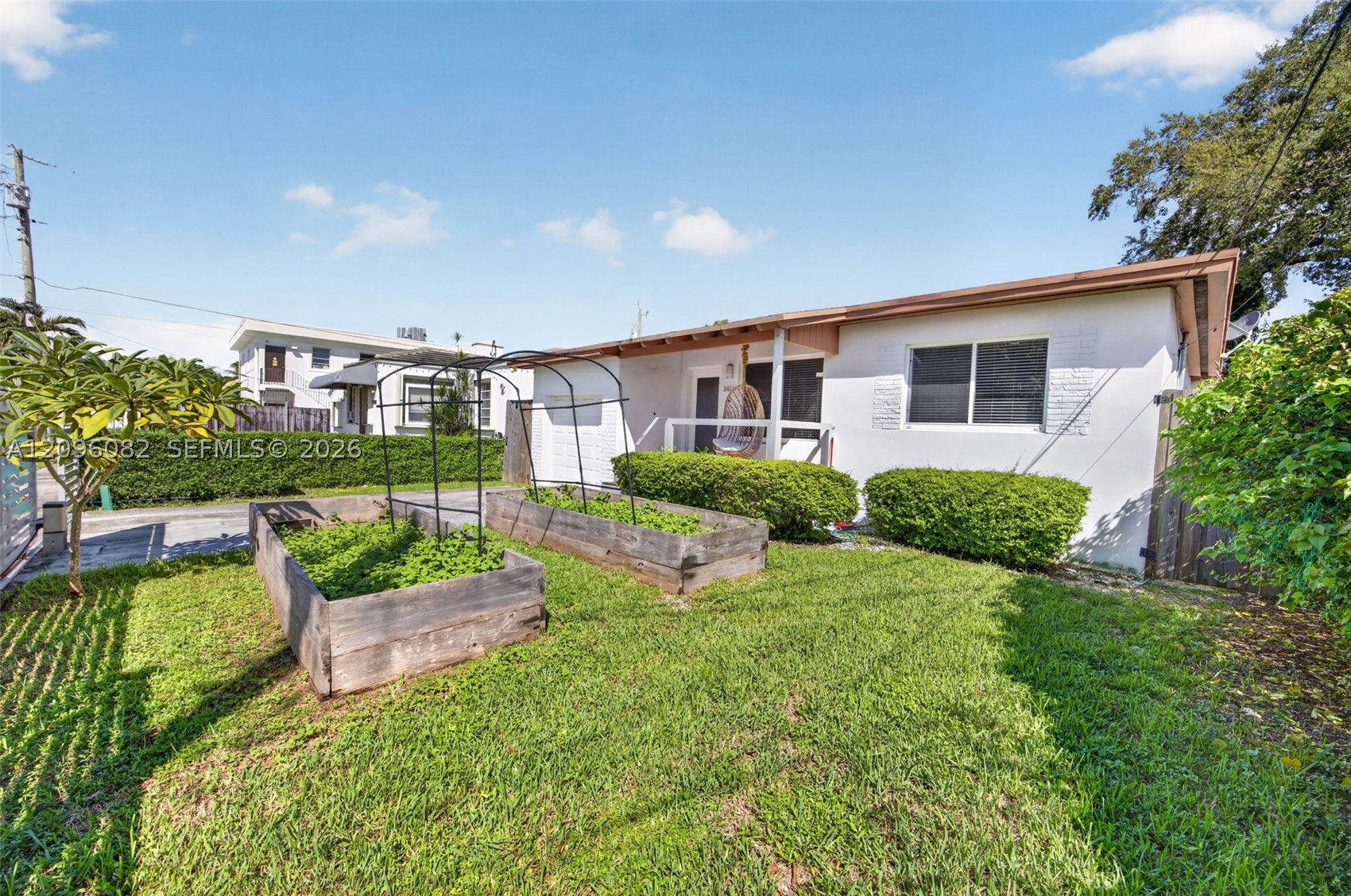 2611 SW 19th Ter Miami, FL 33145