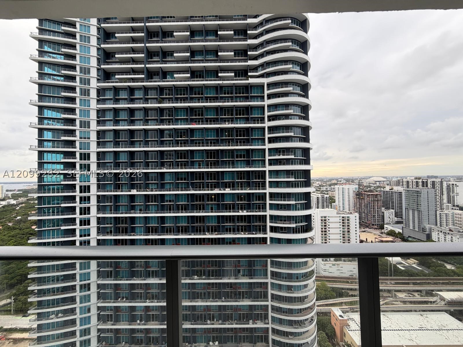 image Dua Miami11