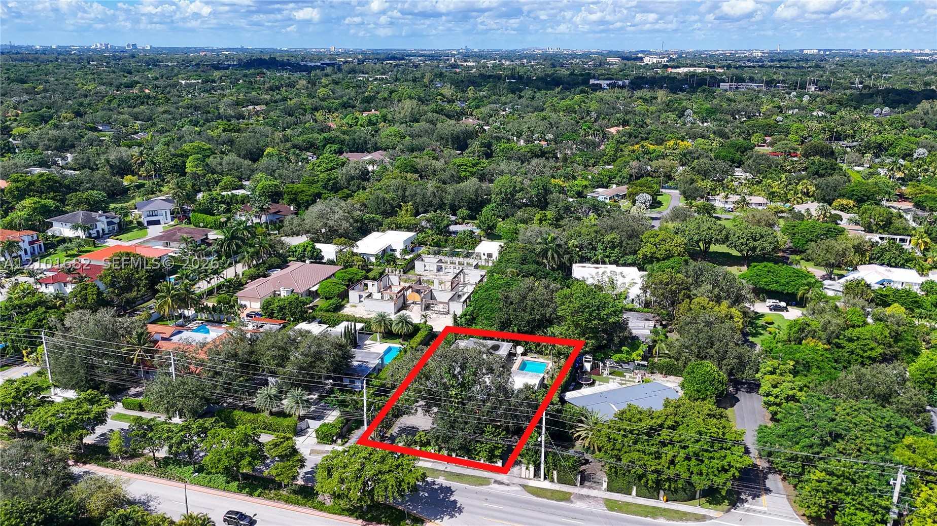6851 Sunset Dr South Miami, FL 33143