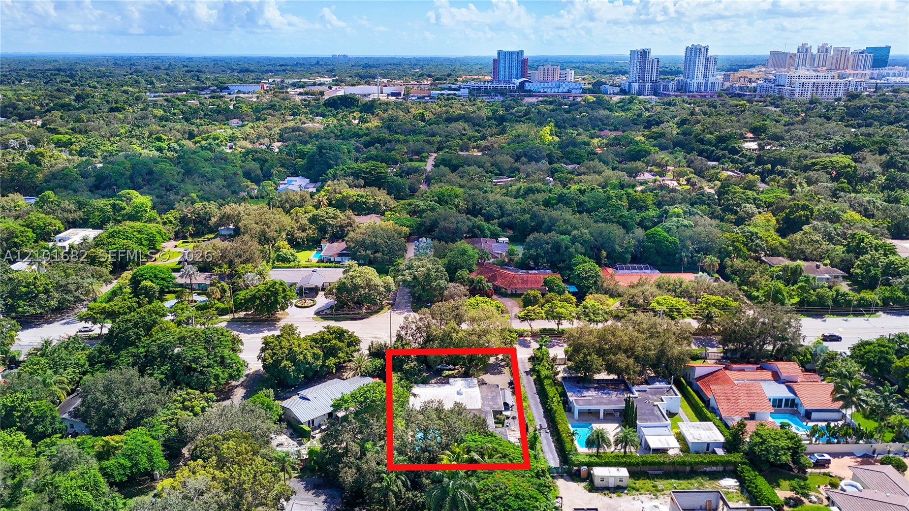 6851 Sunset Dr South Miami, FL 33143