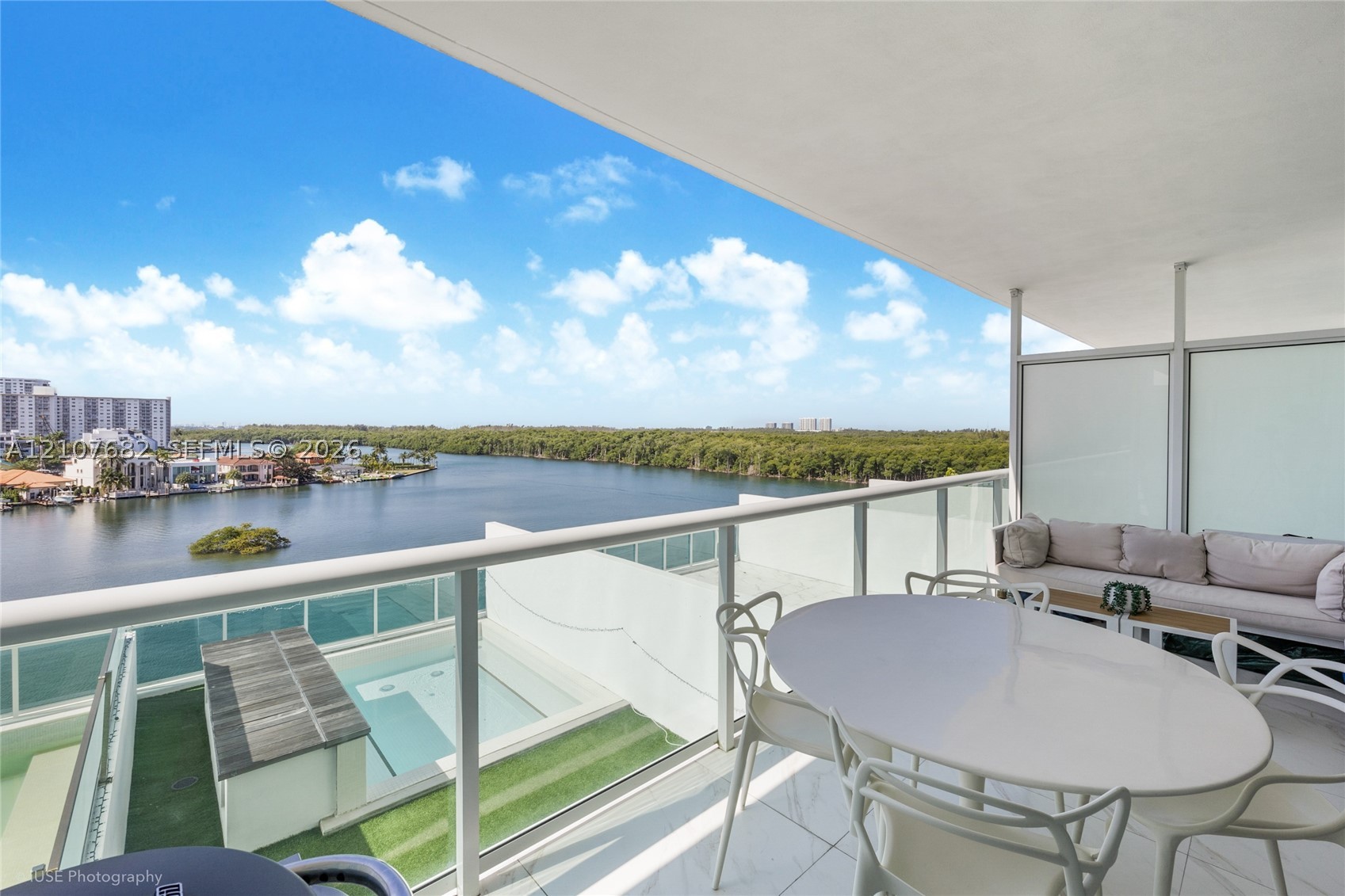 image 400 Sunny Isles4
