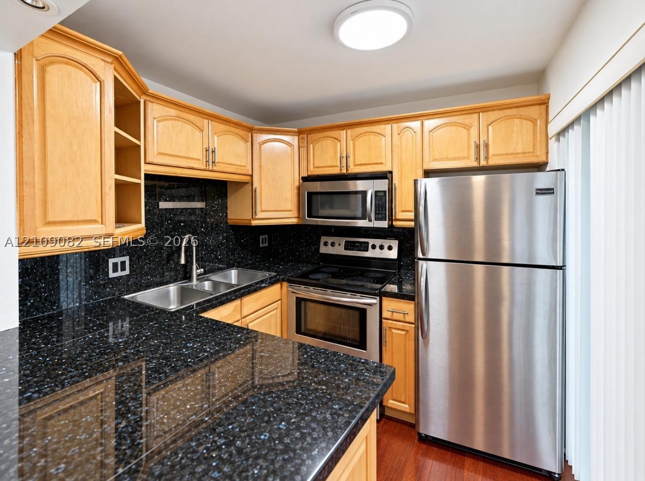 3239 W Trade Ave #2