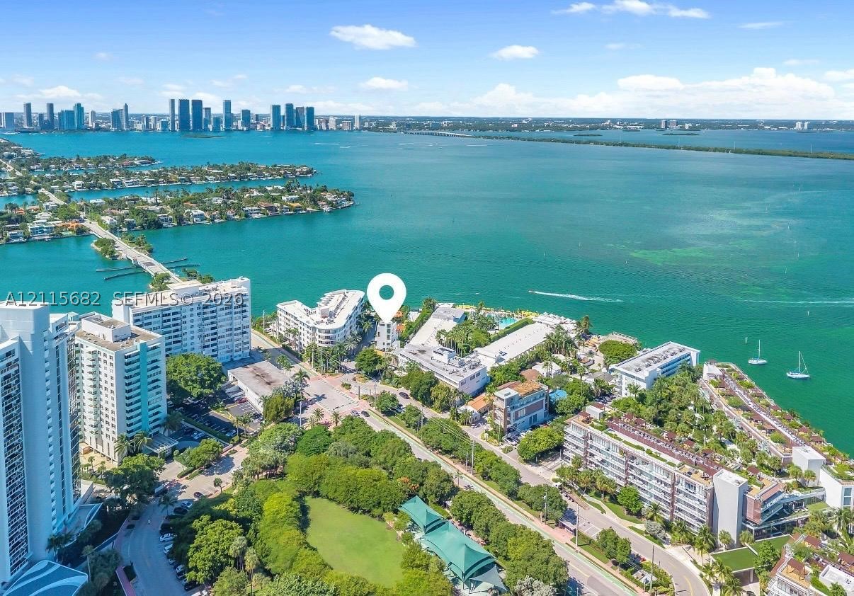 11 Century Ln Miami Beach, FL 33139