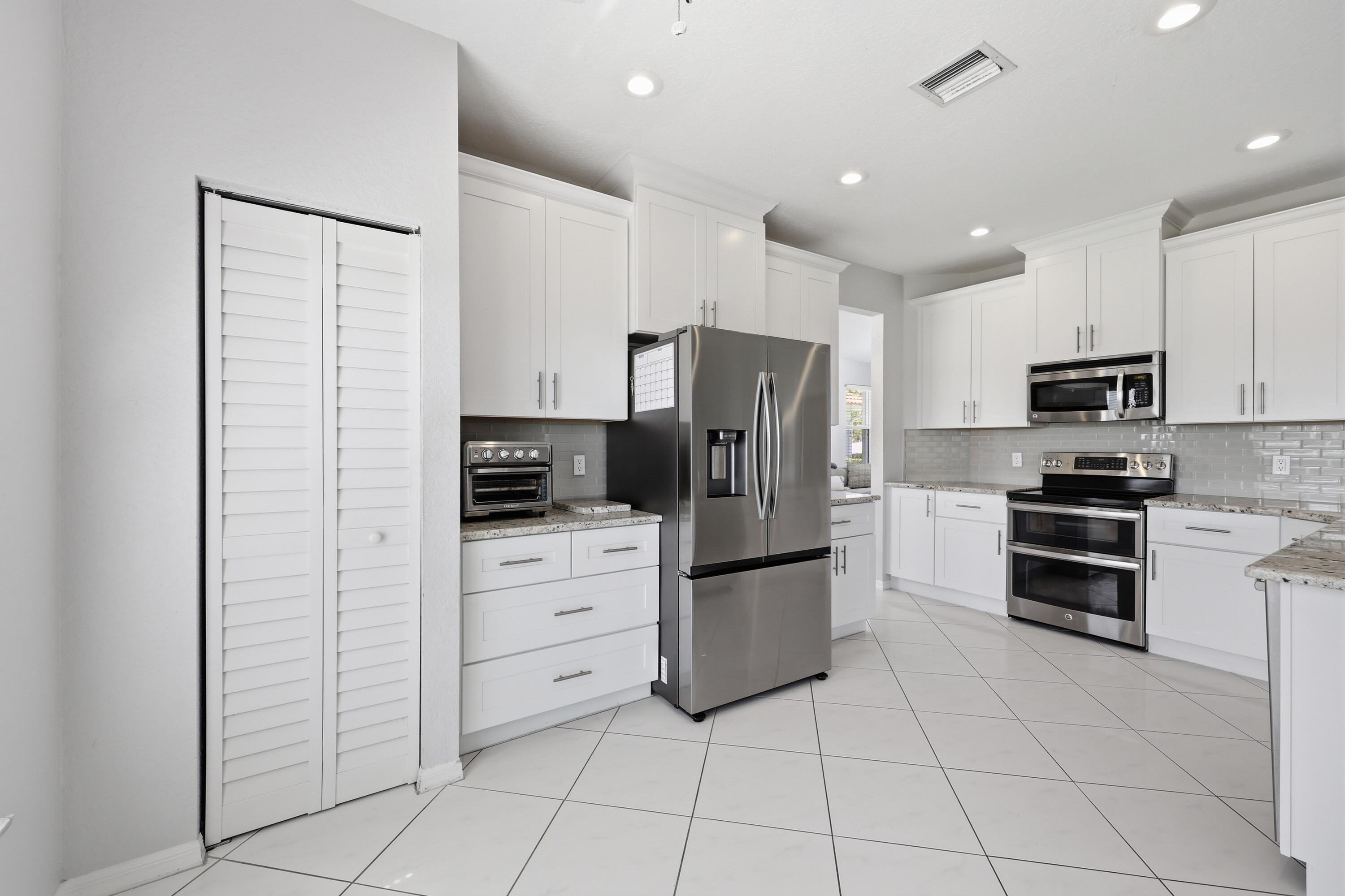 4956 SE Mariner Vlg Stuart, FL 34997