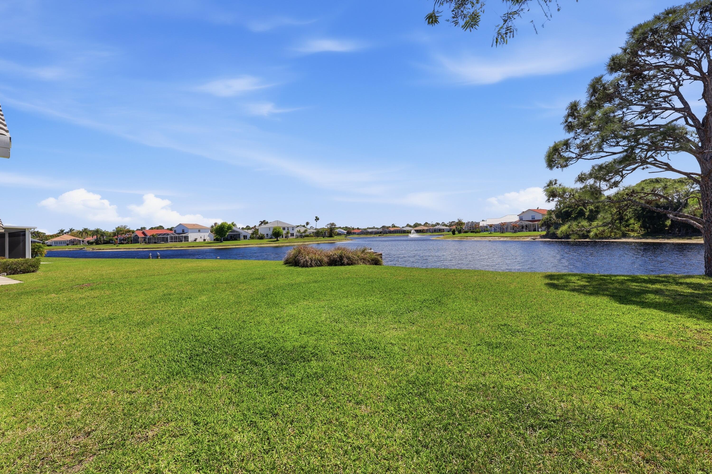 4956 SE Mariner Vlg Stuart, FL 34997