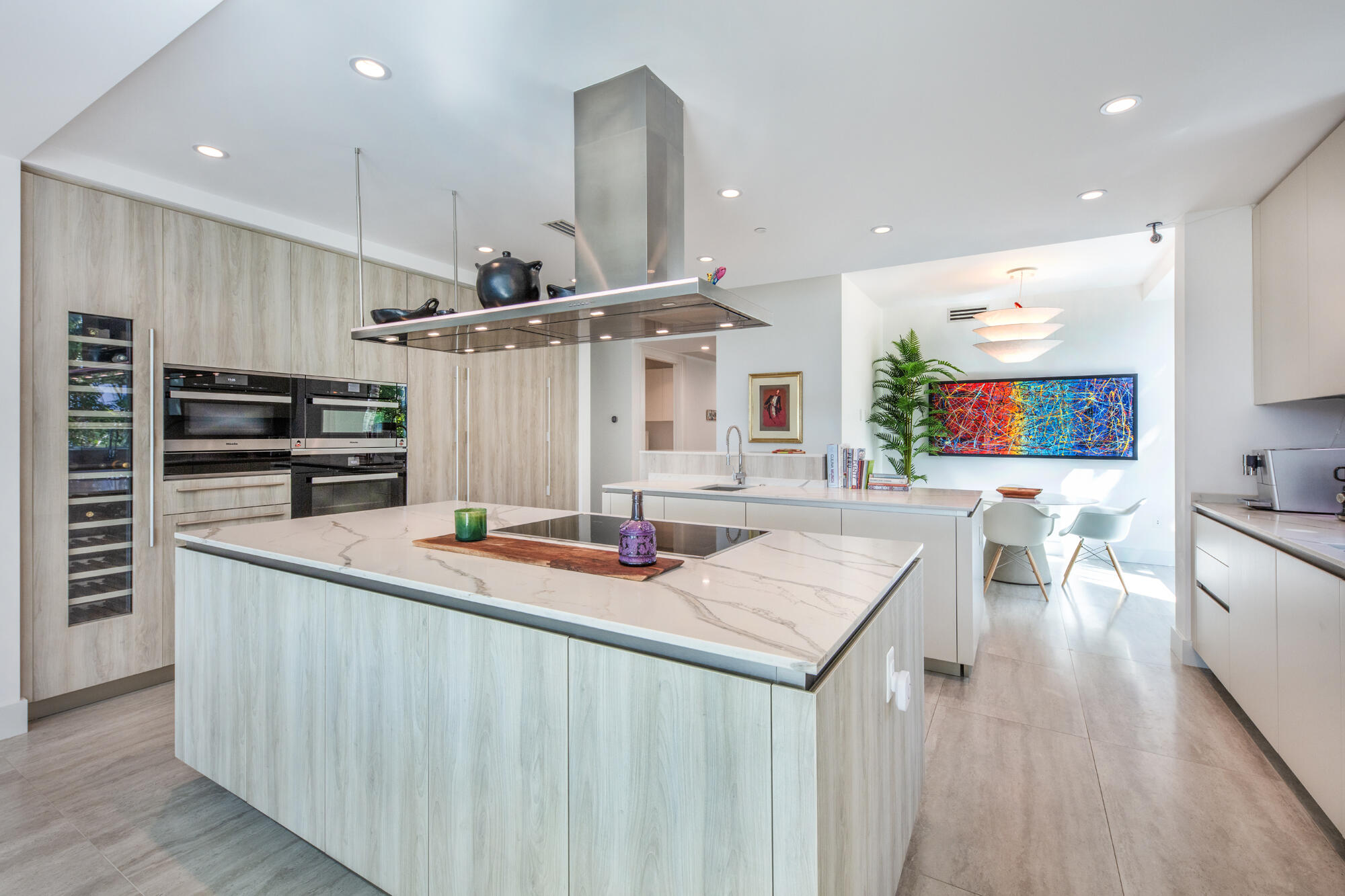 353 Sunset #202 Fort Lauderdale, FL 33301