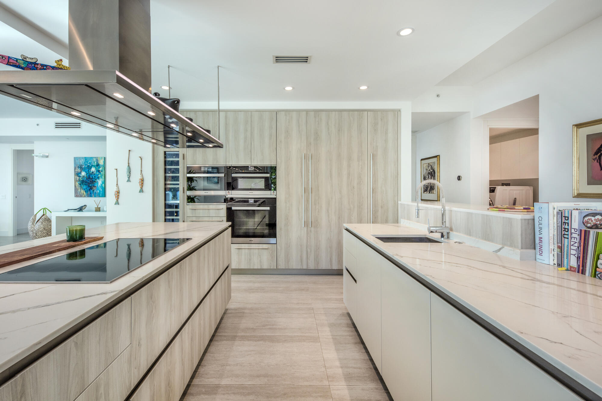 353 Sunset #202 Fort Lauderdale, FL 33301