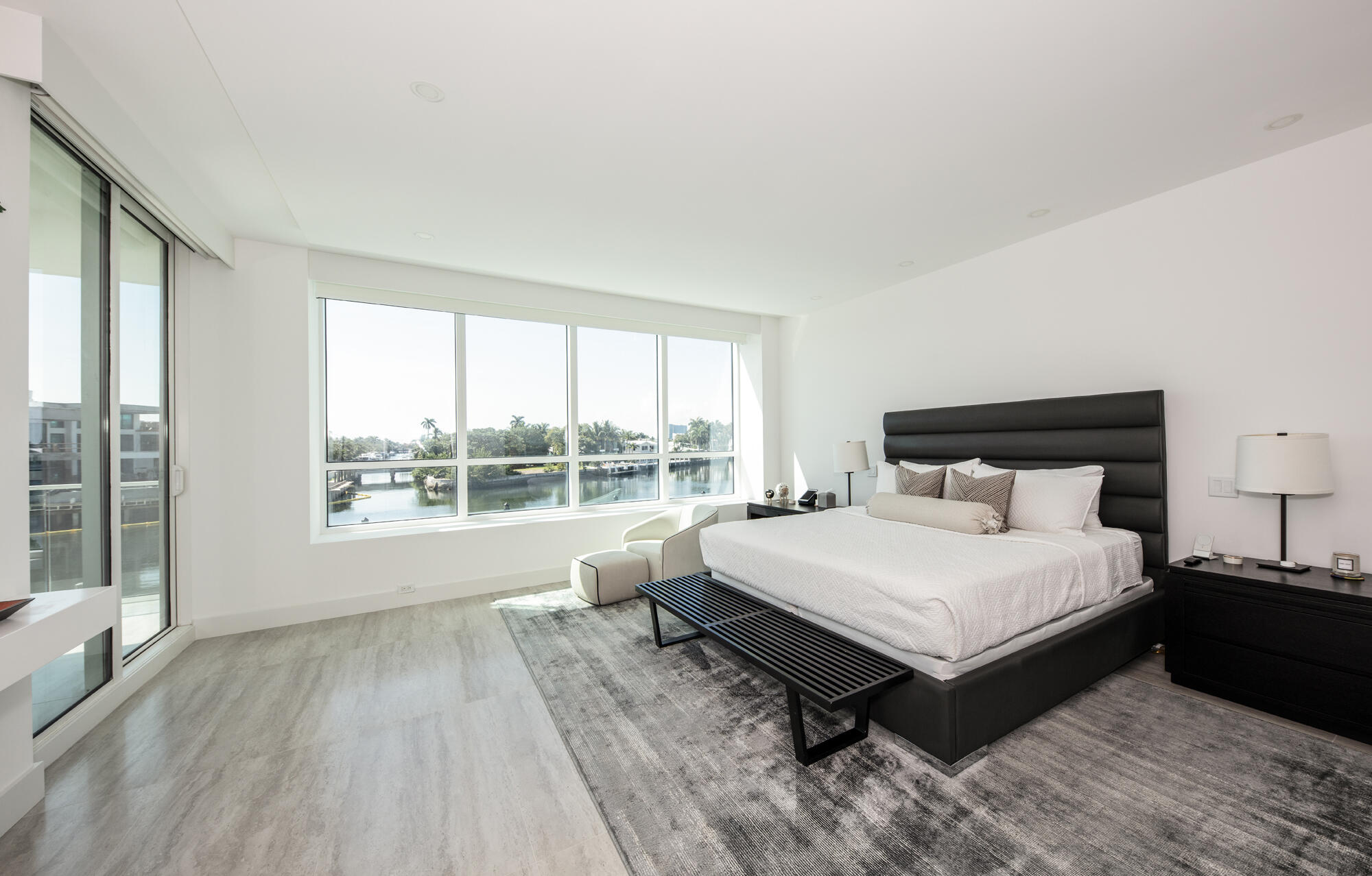 353 Sunset #202 Fort Lauderdale, FL 33301