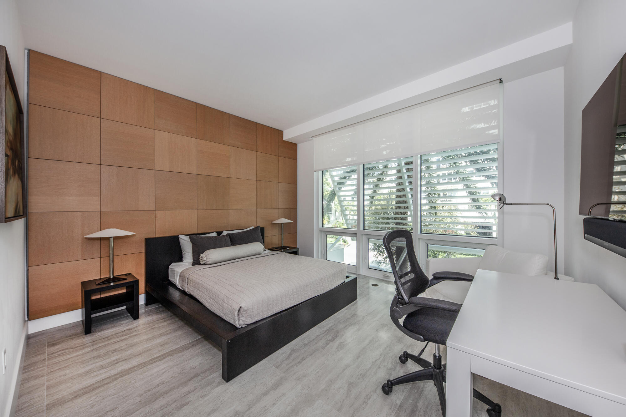 353 Sunset #202 Fort Lauderdale, FL 33301