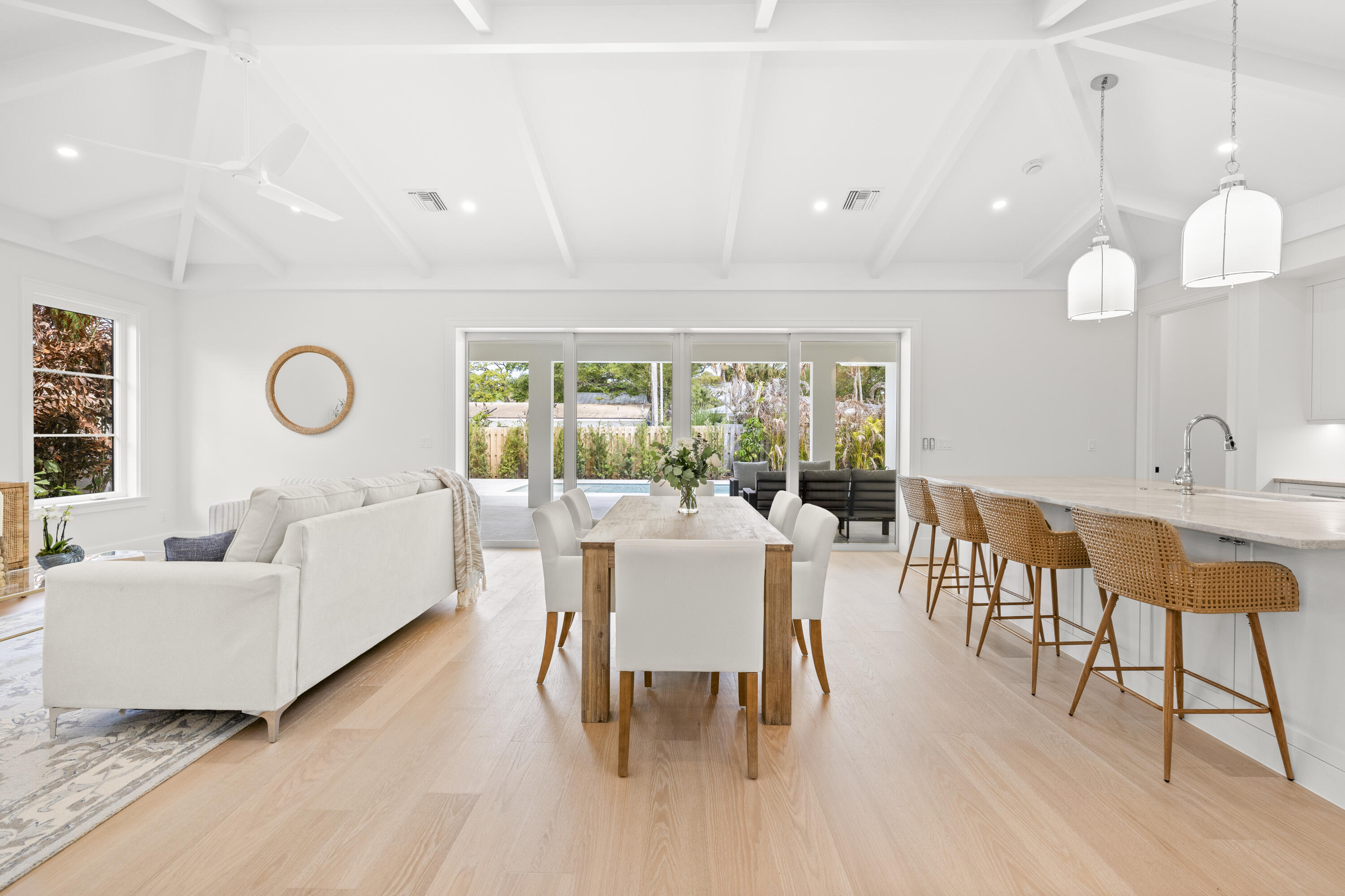 775 Acacia Vero Beach, FL 32963