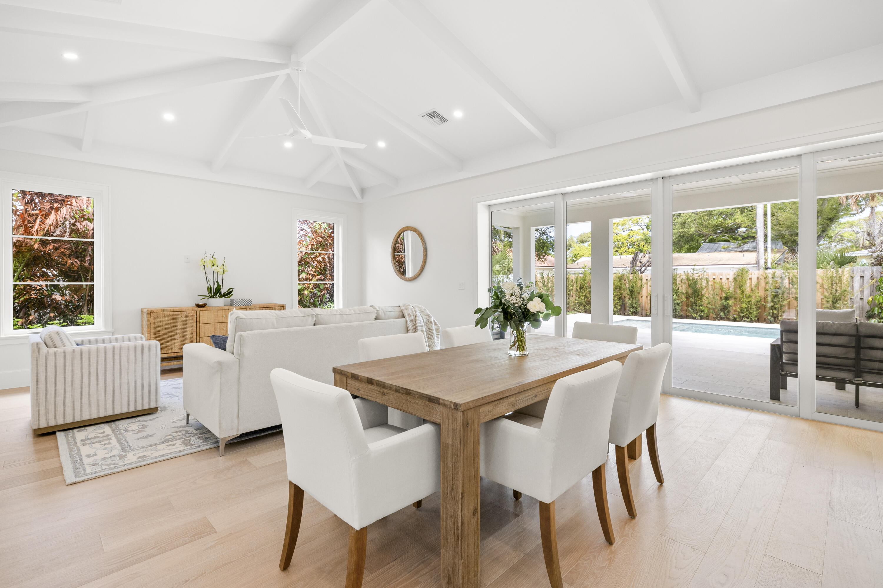 775 Acacia Vero Beach, FL 32963