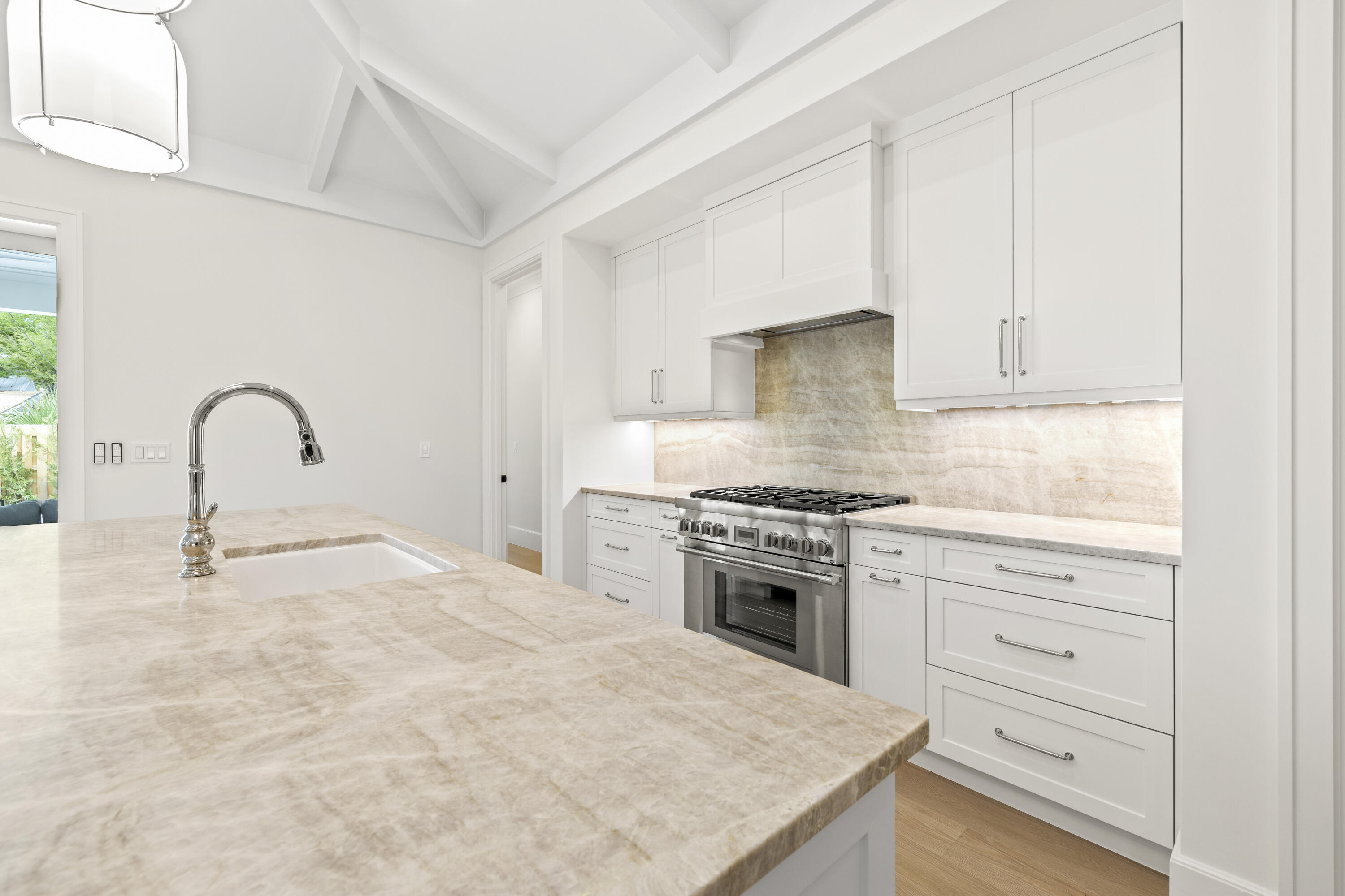 775 Acacia Vero Beach, FL 32963