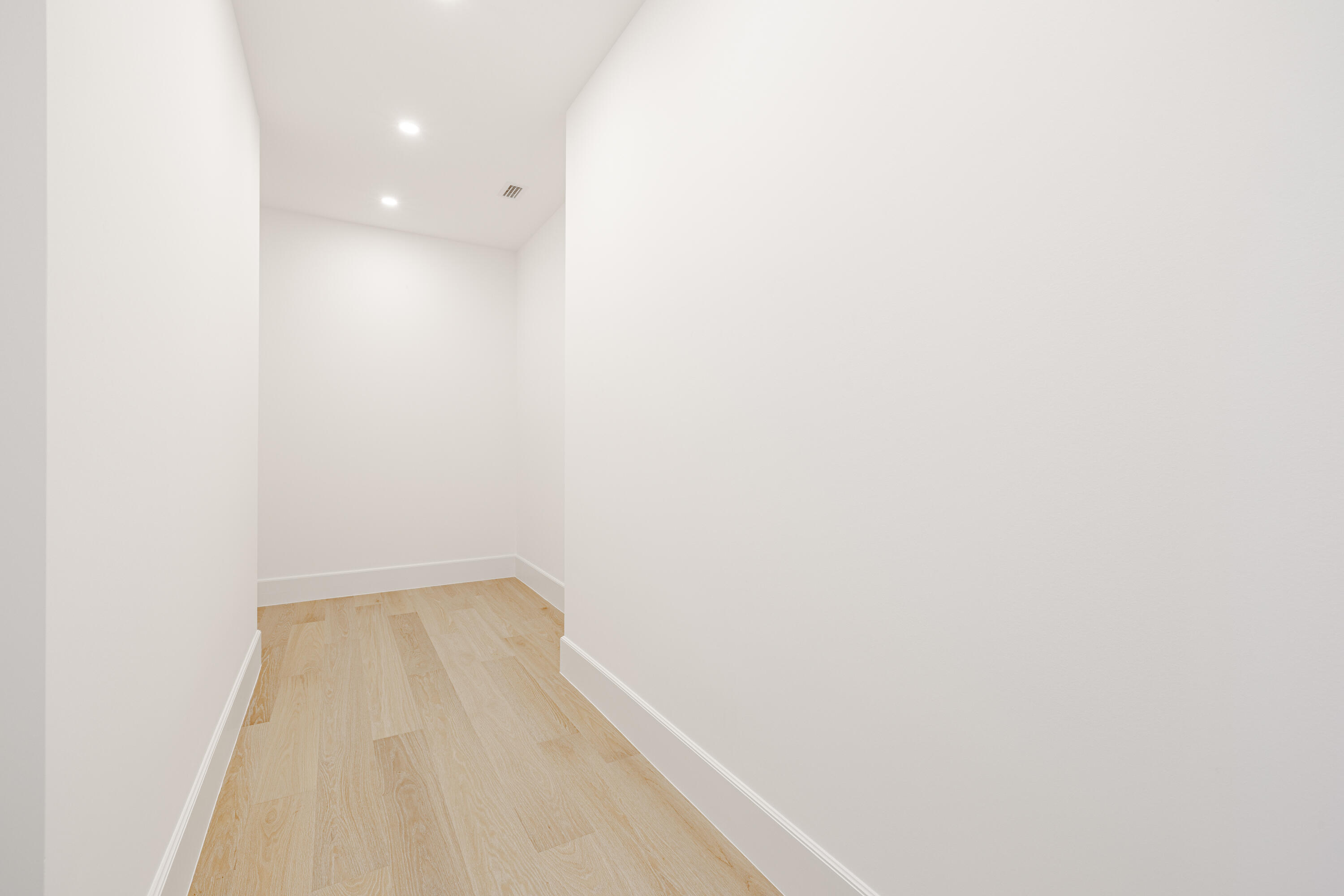 775 Acacia Vero Beach, FL 32963