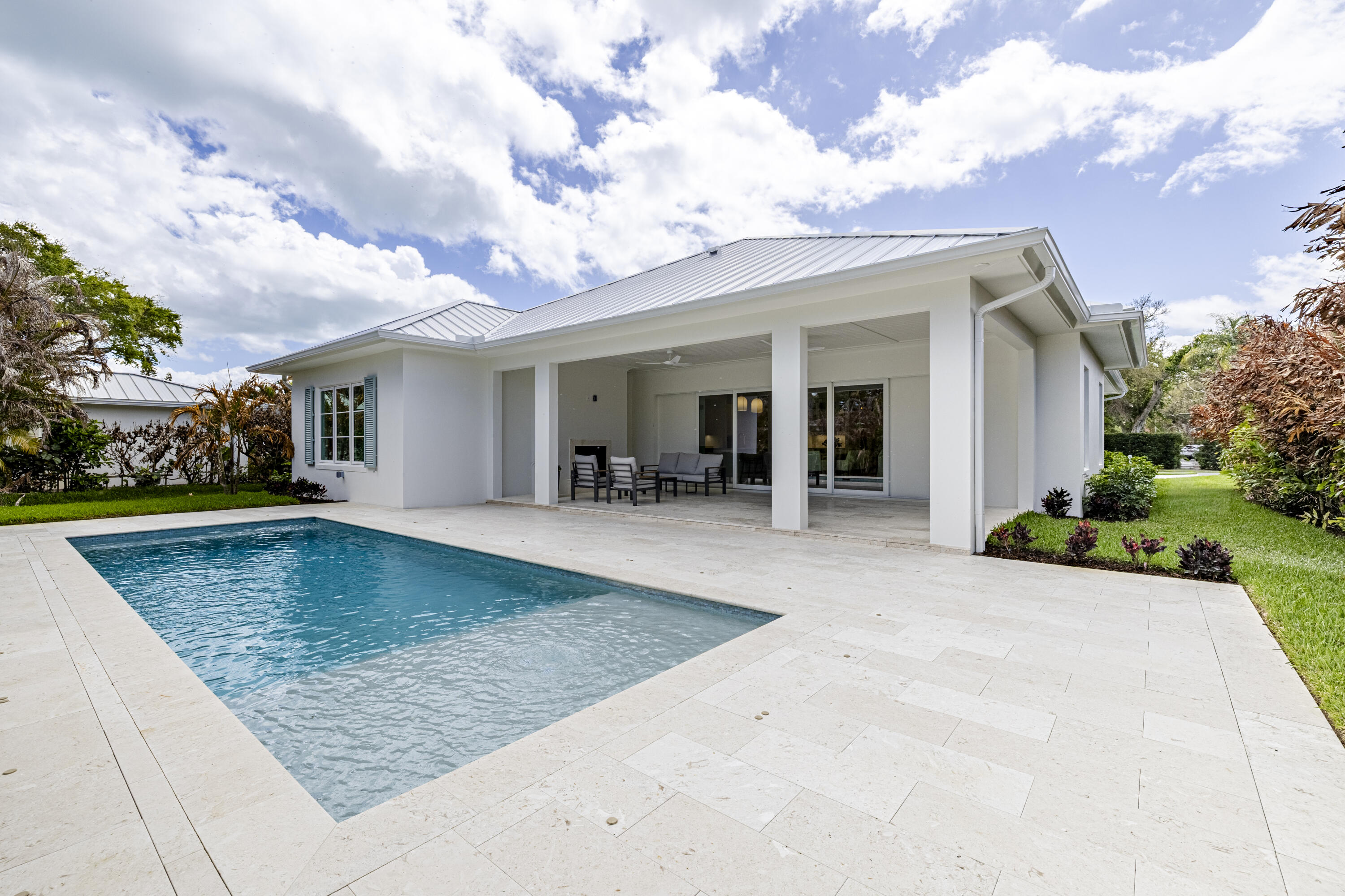 775 Acacia Vero Beach, FL 32963