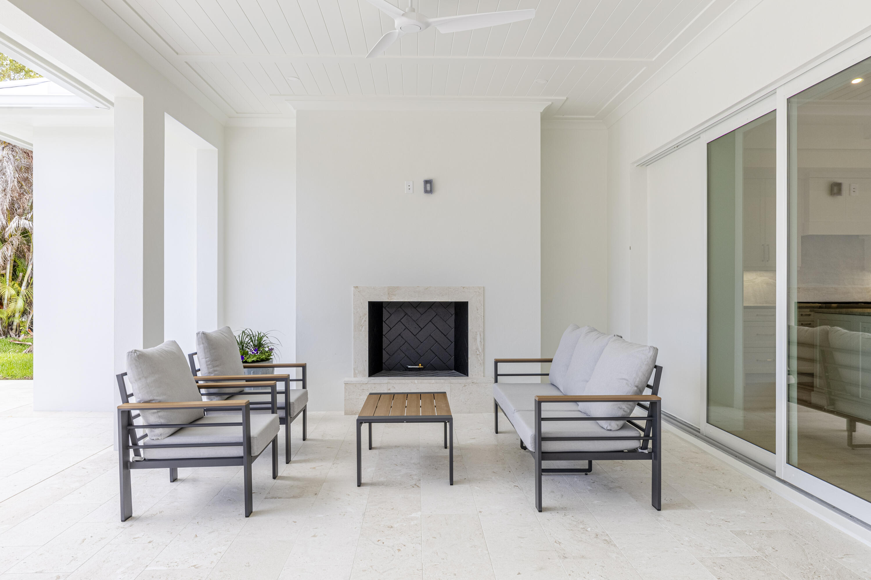 775 Acacia Vero Beach, FL 32963