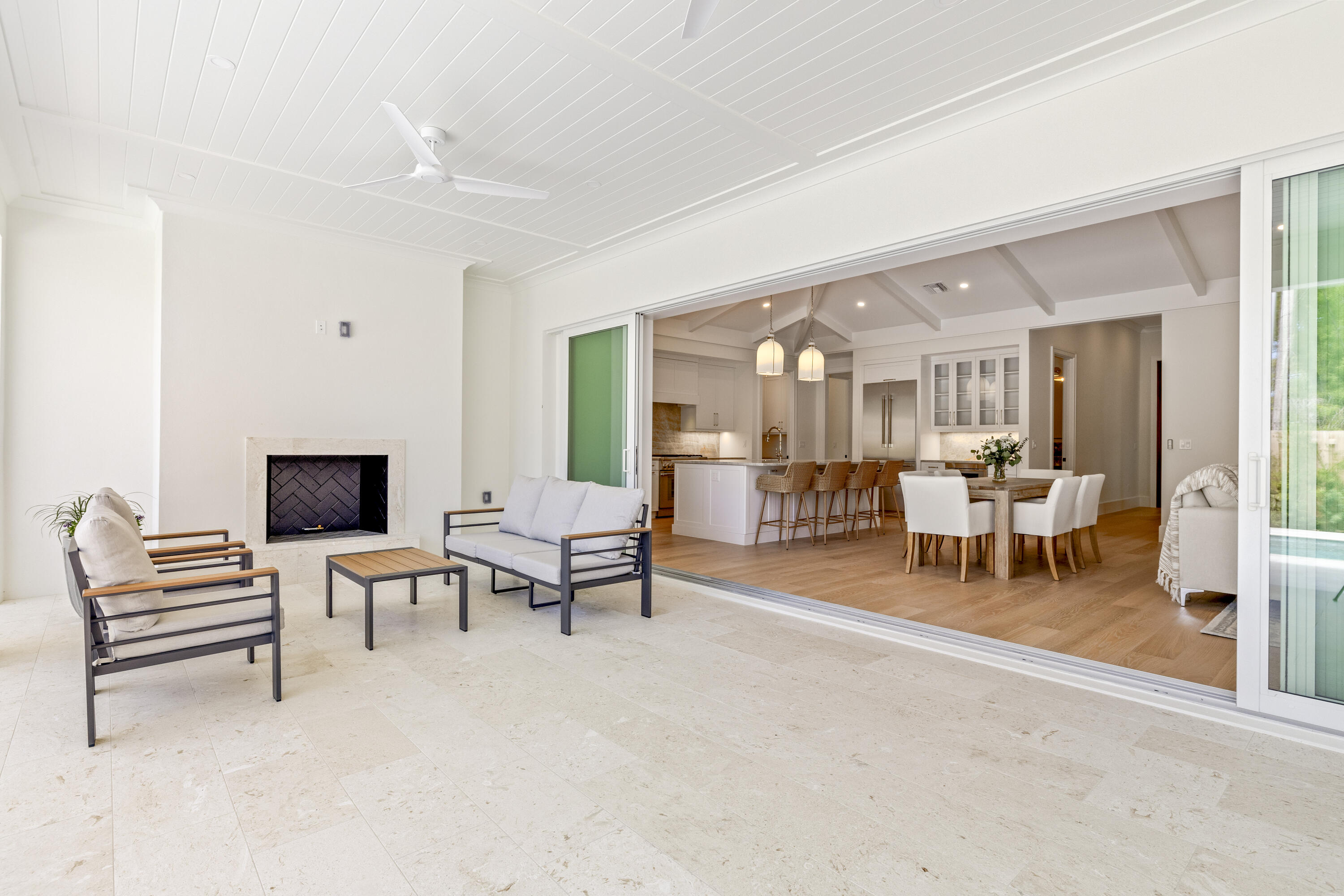 775 Acacia Vero Beach, FL 32963