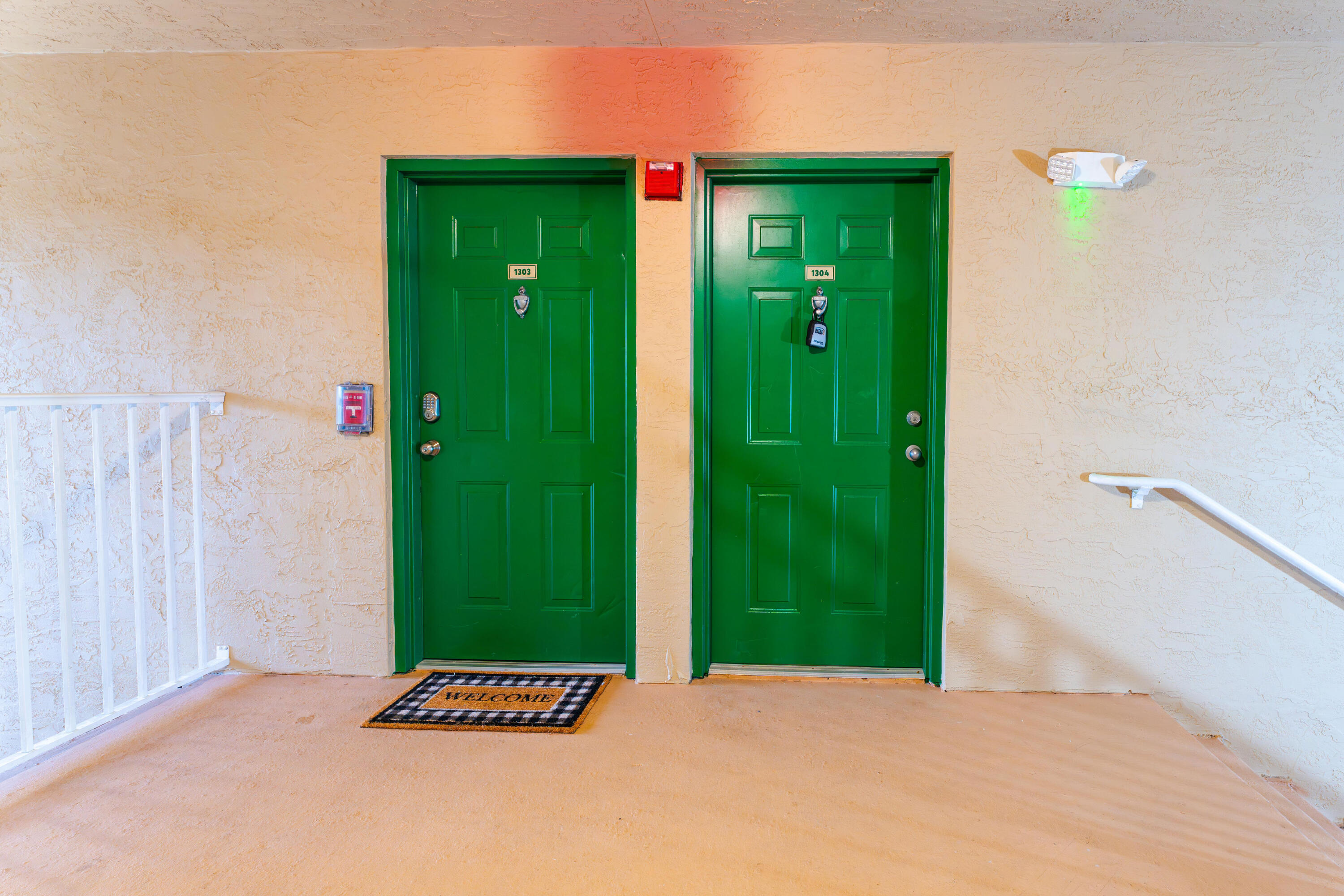 236 Village #1304 Tequesta, FL 33469