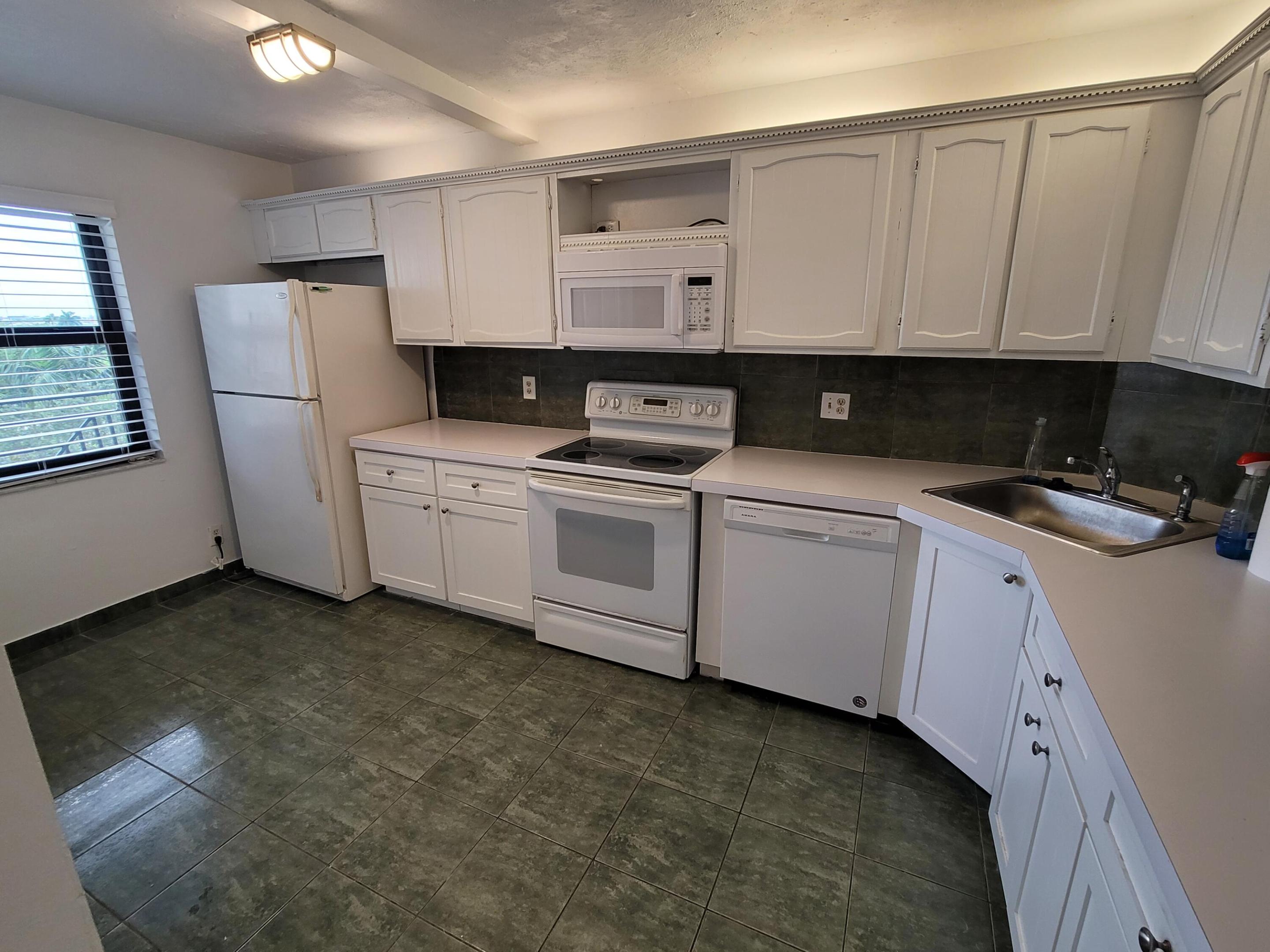 2029 N Ocean #505 Fort Lauderdale, FL 33305