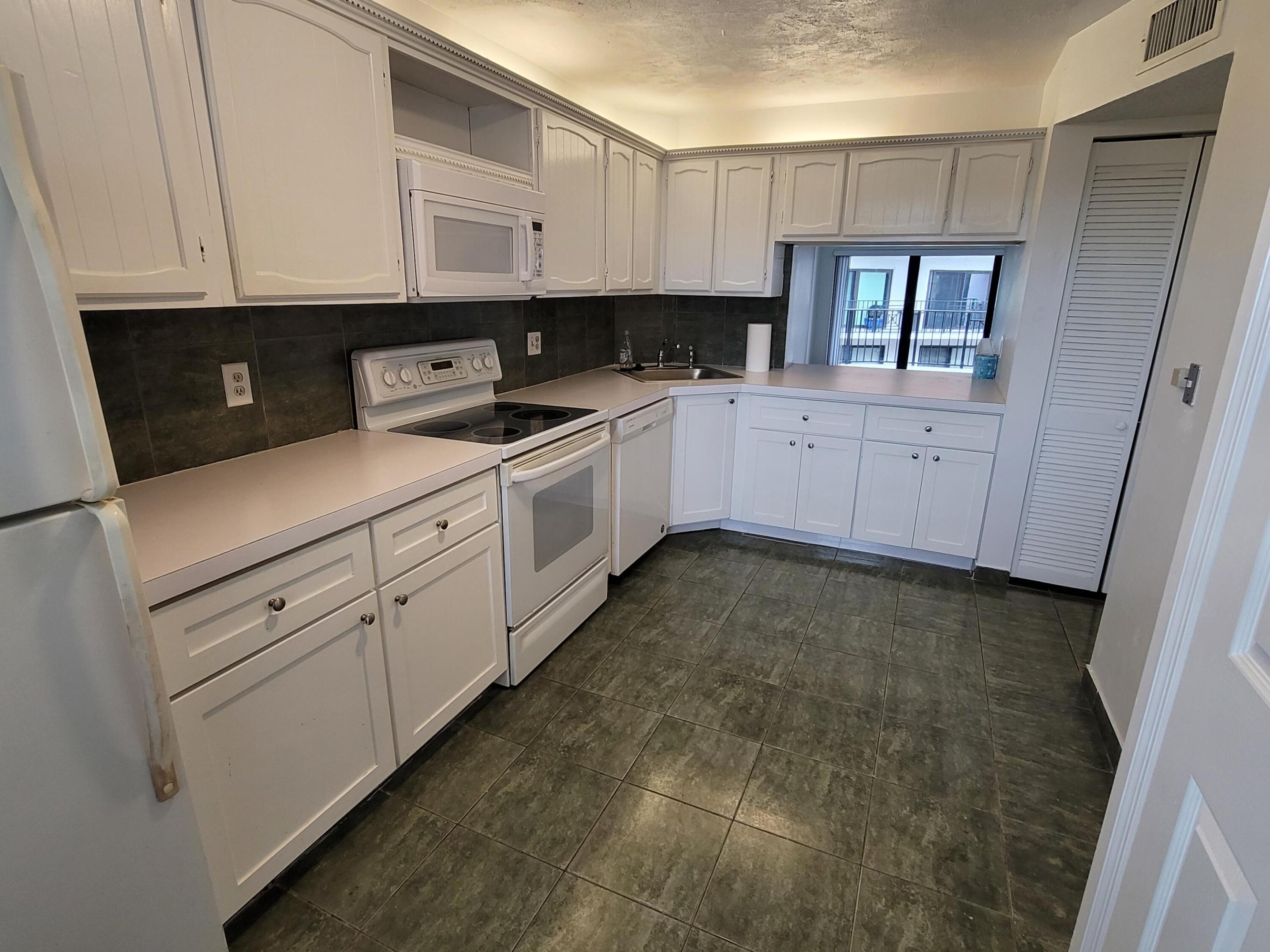 2029 N Ocean #505 Fort Lauderdale, FL 33305