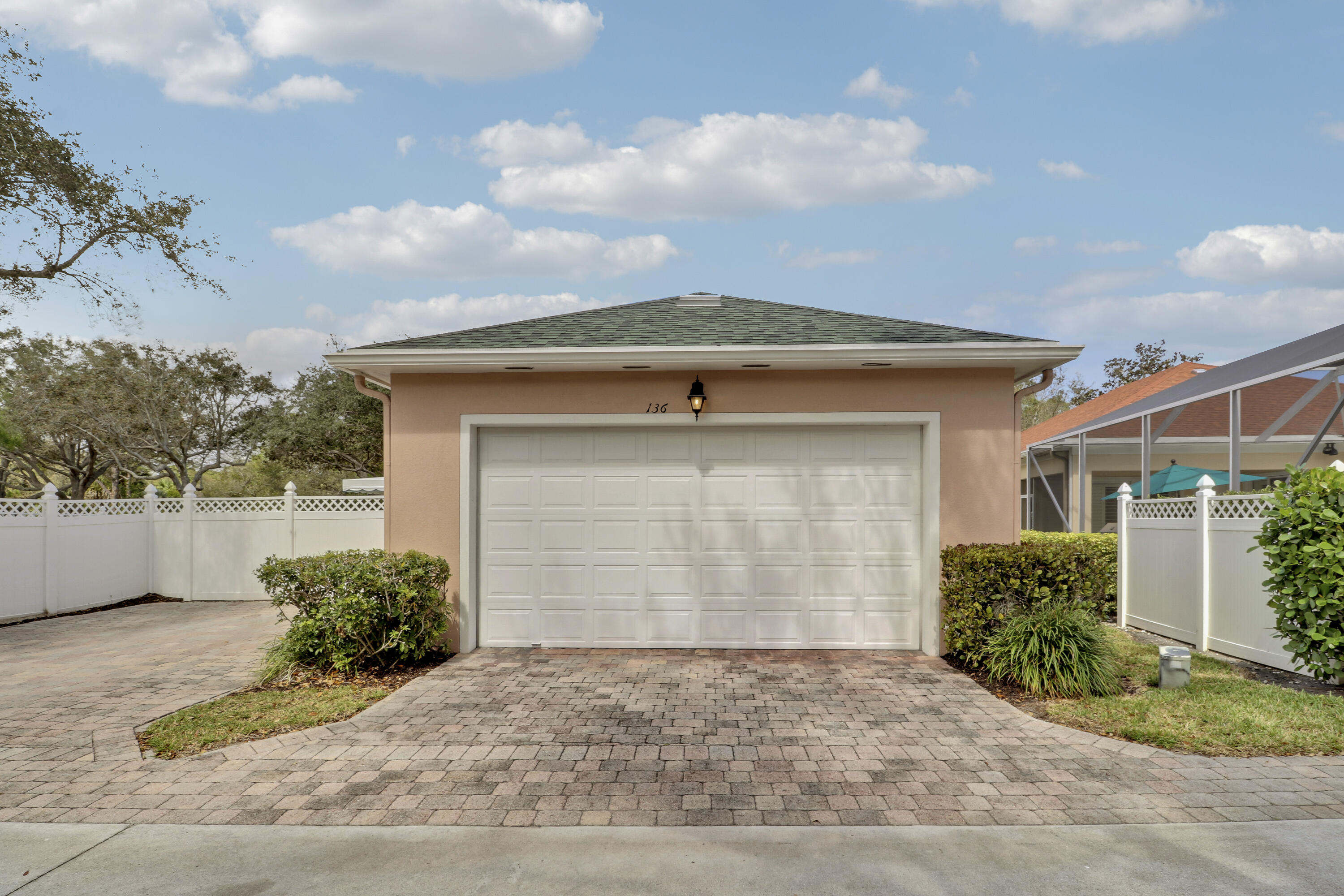 136 Newcastle Jupiter, FL 33458