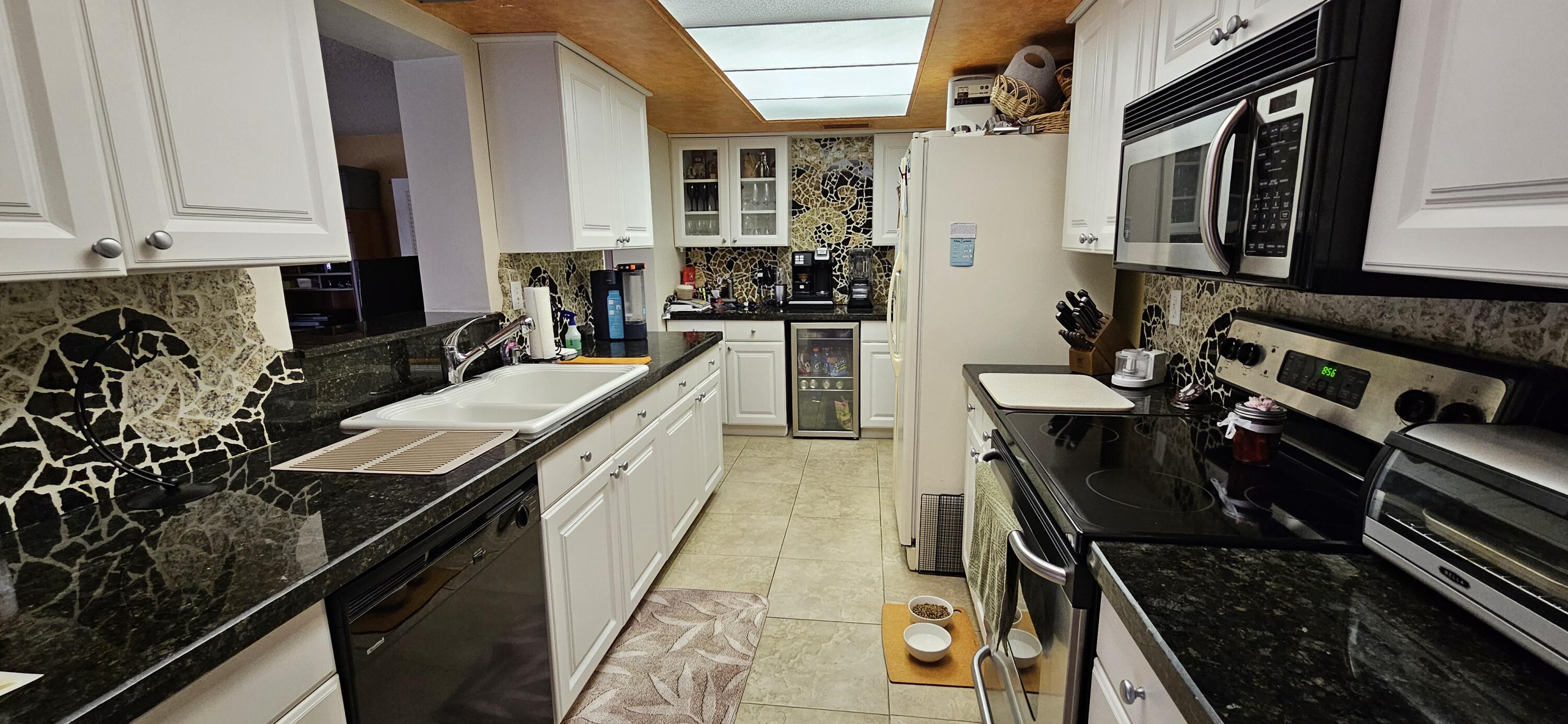 2308 Bayview Fort Lauderdale, FL 33305