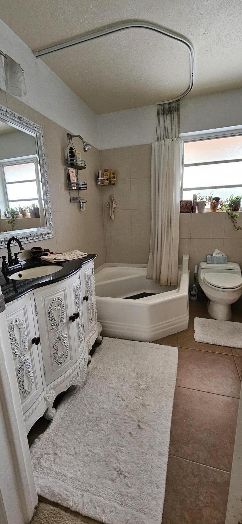 2308 Bayview Fort Lauderdale, FL 33305