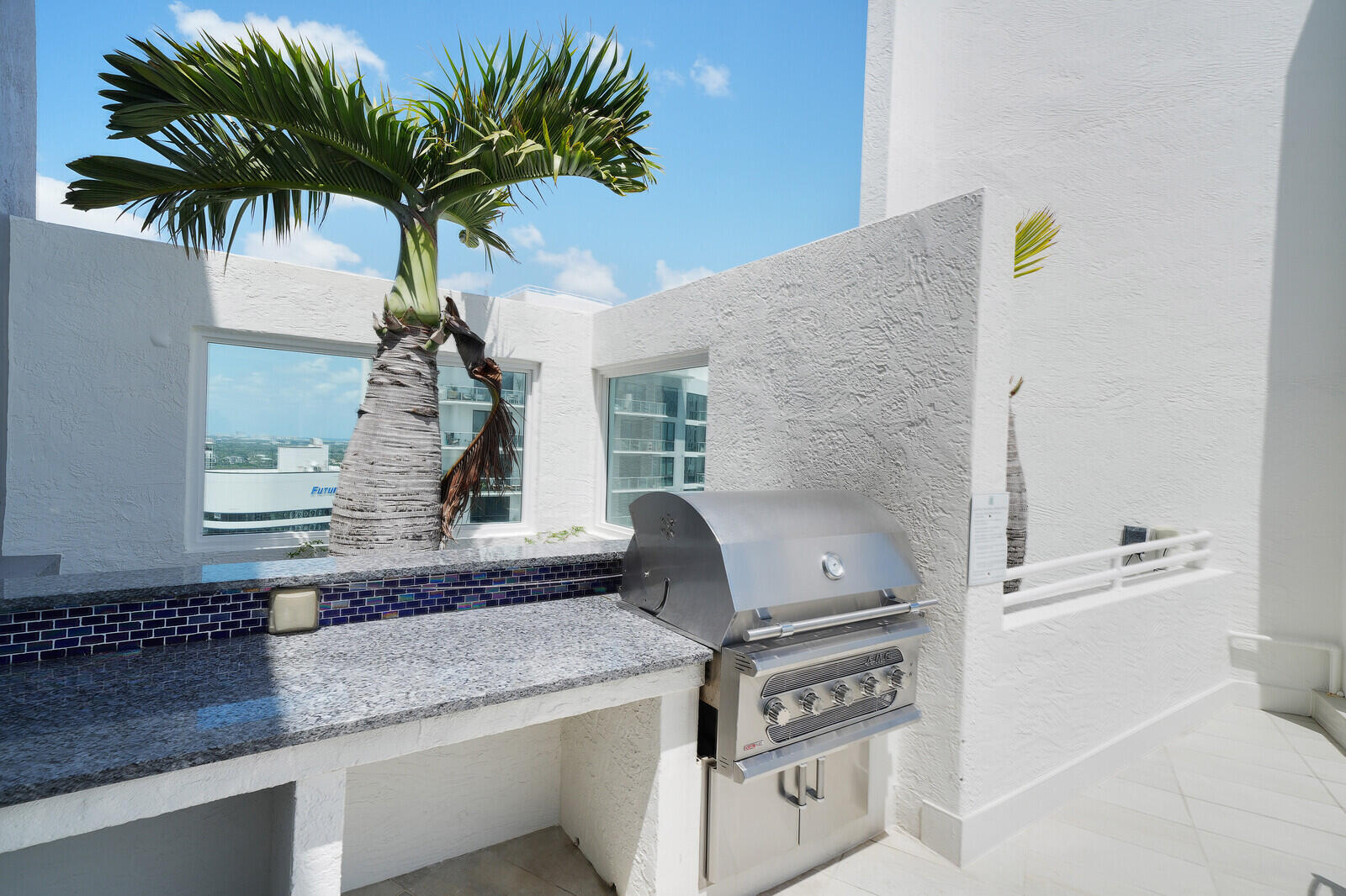 350 SE 2nd #860 Fort Lauderdale, FL 33301