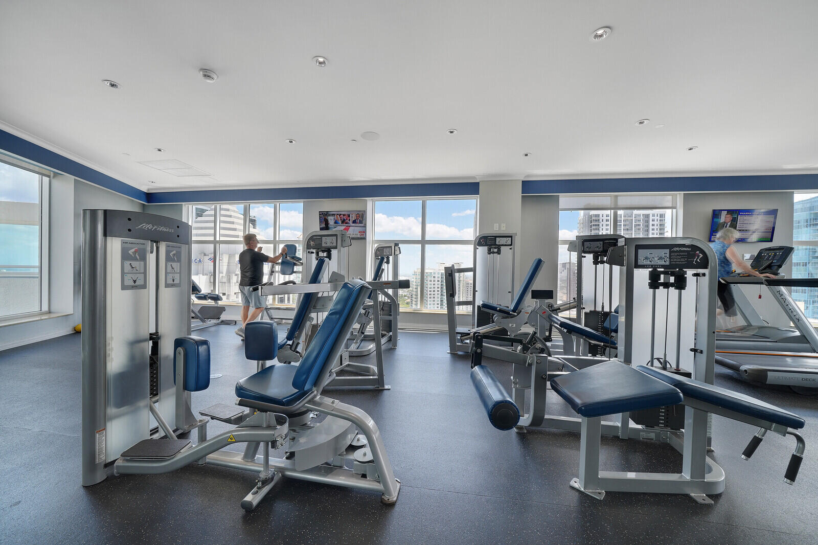 350 SE 2nd #860 Fort Lauderdale, FL 33301