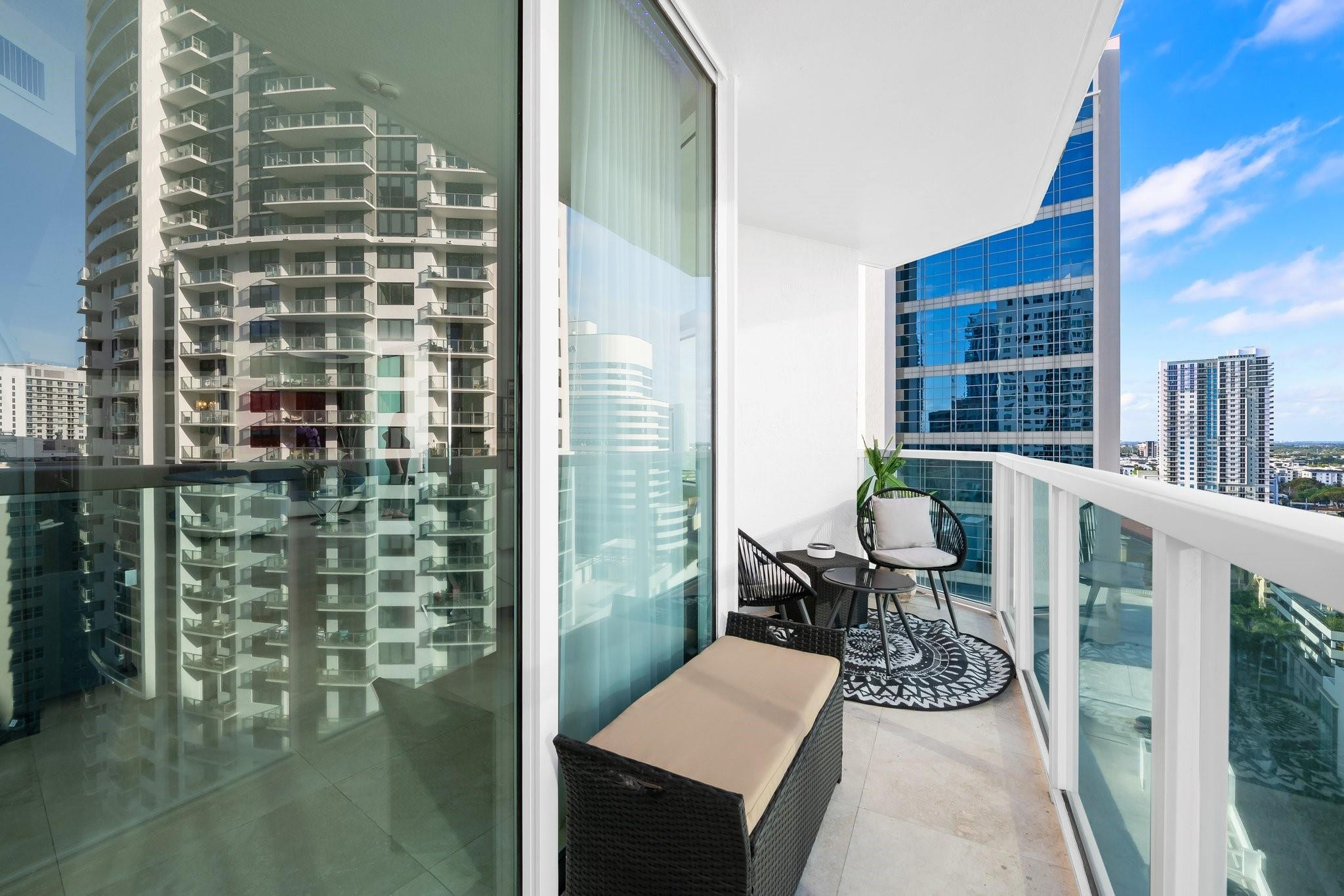 350 SE 2nd #1870 Fort Lauderdale, FL 33301