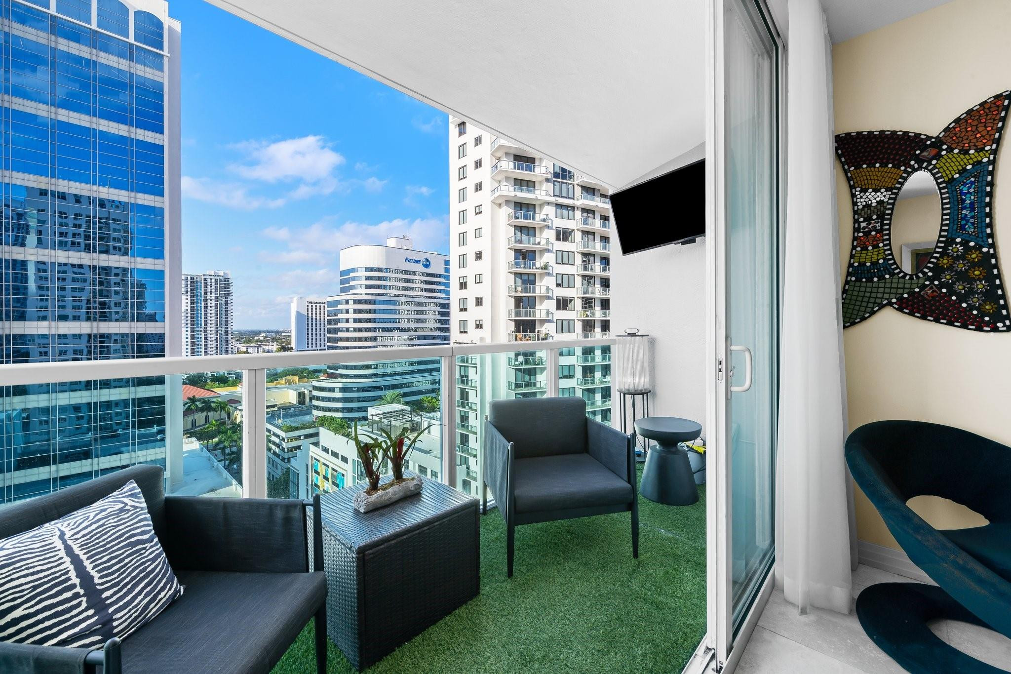 350 SE 2nd #1870 Fort Lauderdale, FL 33301