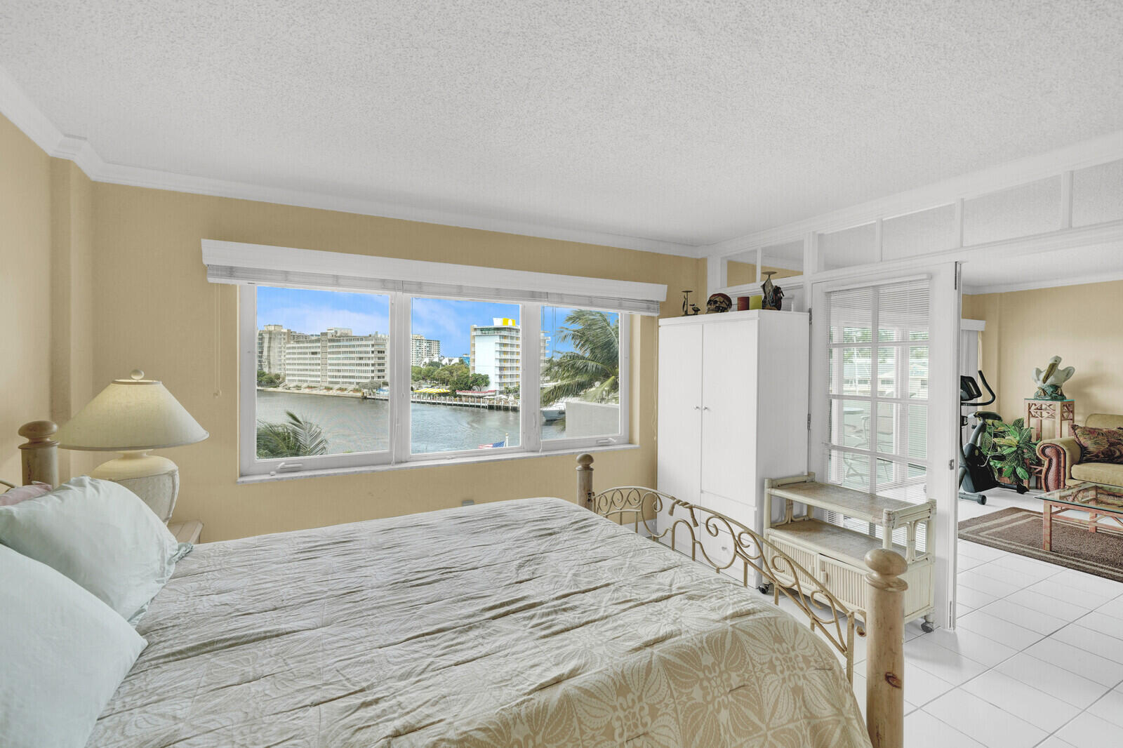 140 NE 28th #502 Pompano Beach, FL 33062
