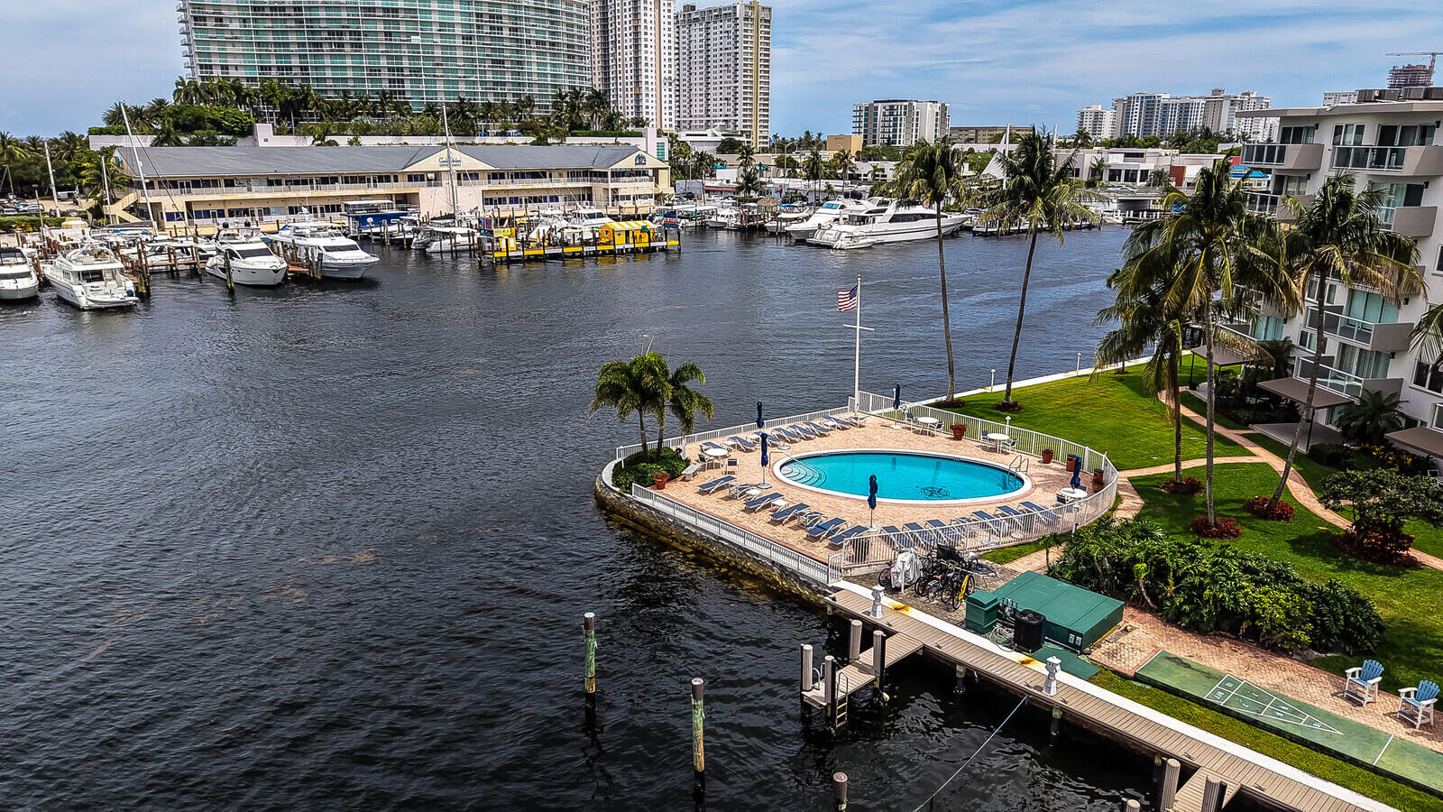 140 NE 28th #502 Pompano Beach, FL 33062