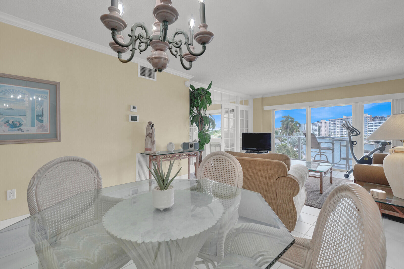 140 NE 28th #502 Pompano Beach, FL 33062