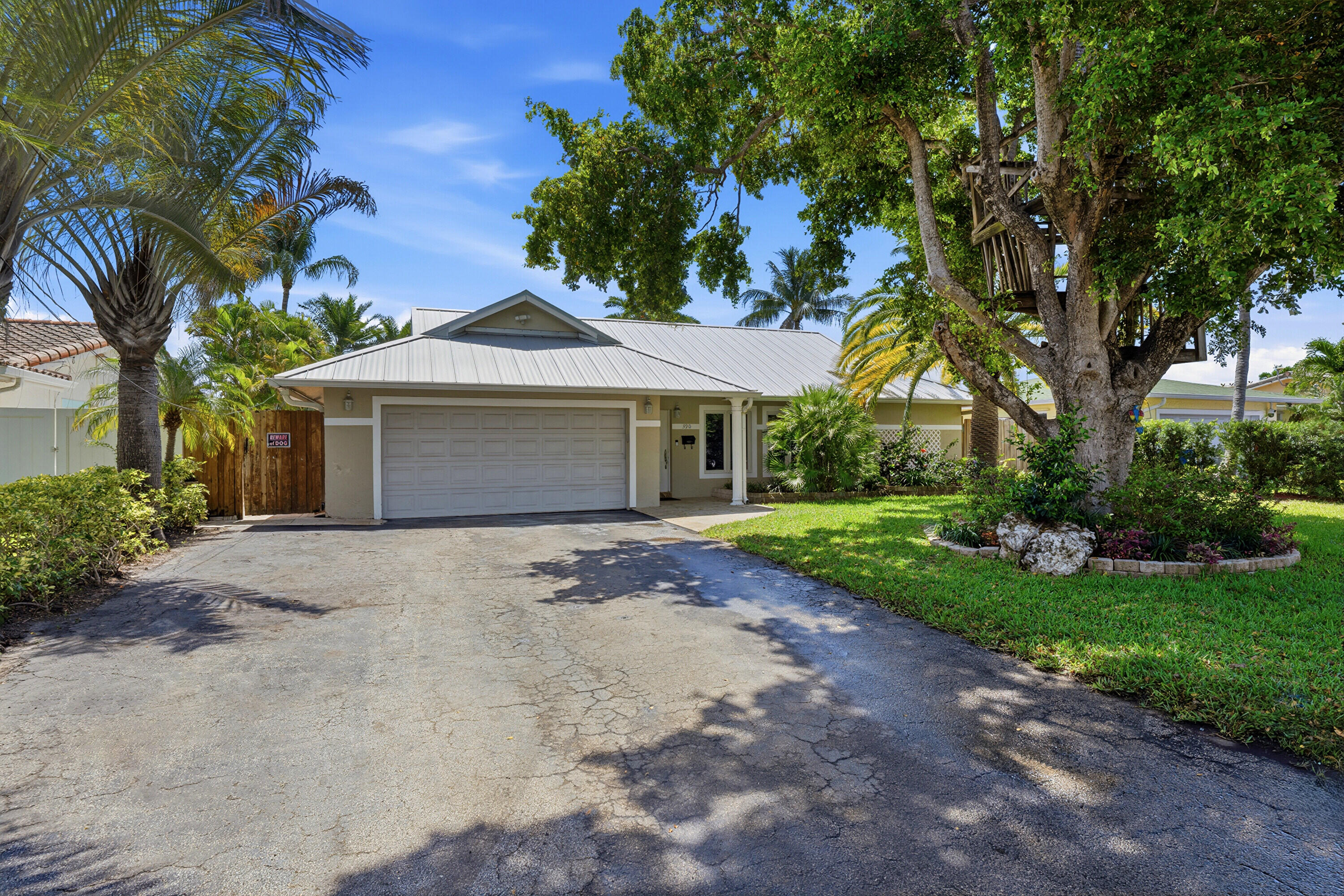 390 SE 12th Pompano Beach, FL 33060