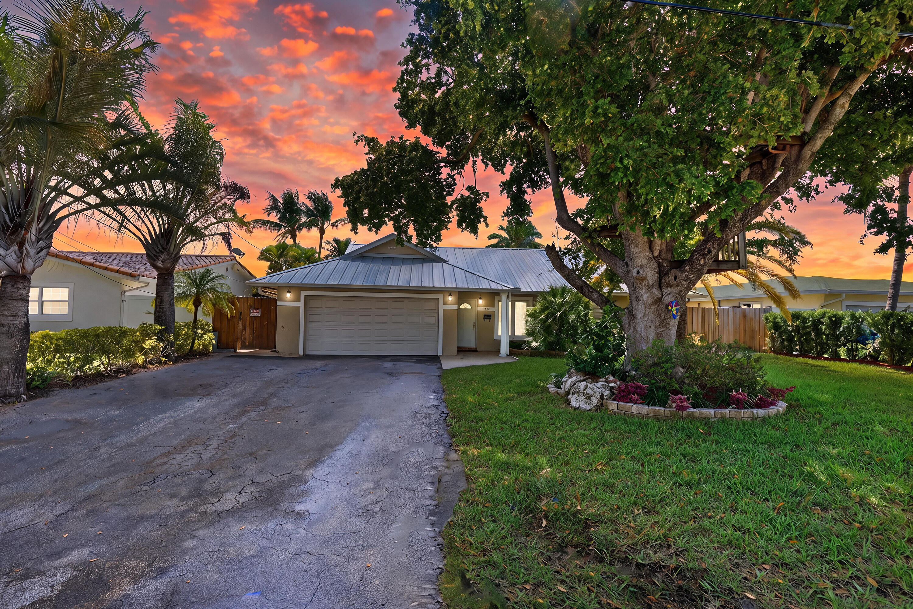 390 SE 12th Pompano Beach, FL 33060